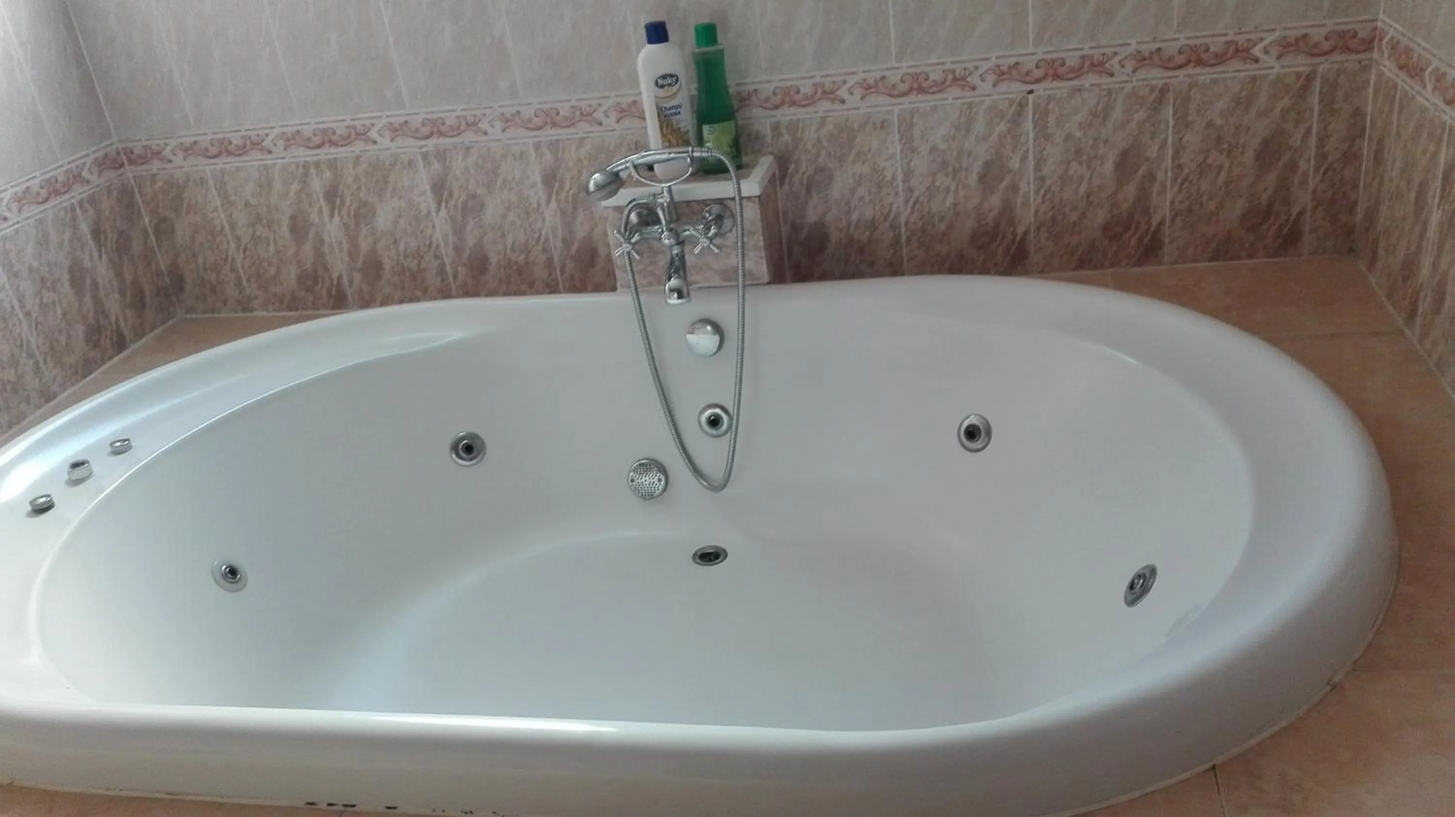 Bathroom in Hostal Andrés