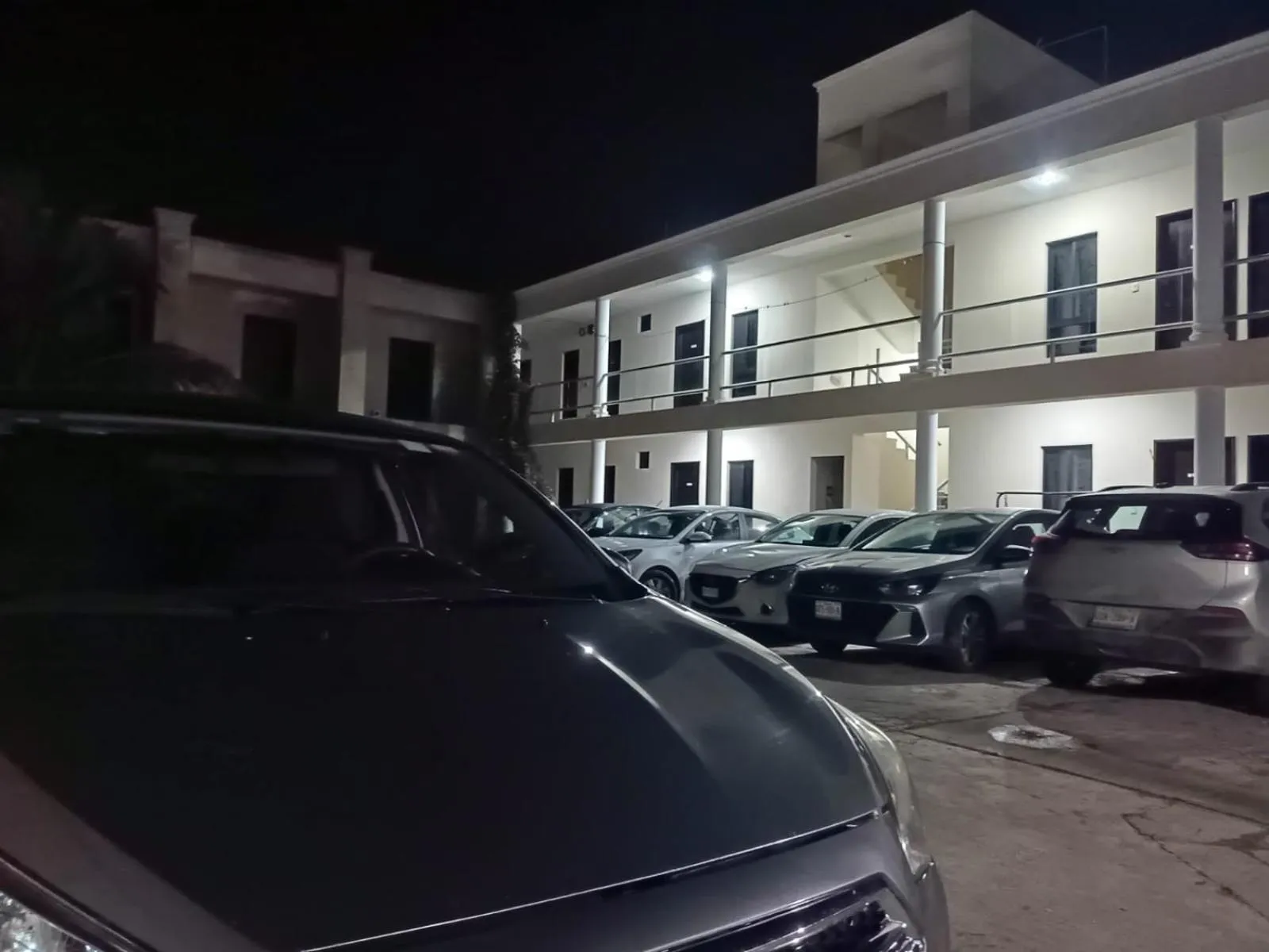 Property building in Hostal 230