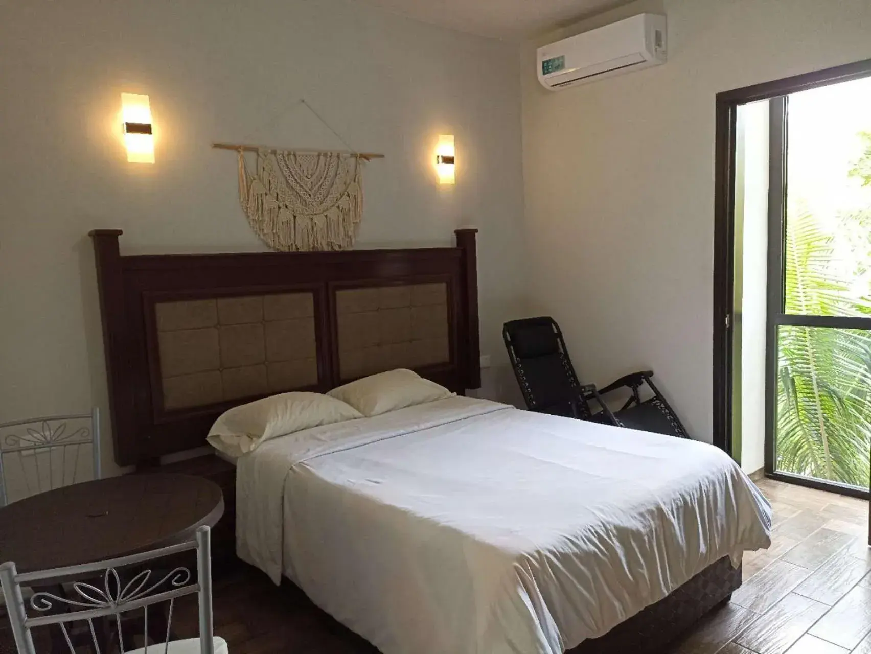 Standard Double Room in Hotel & Hostal 230 Standard Double Room in Hotel & Hostal 230