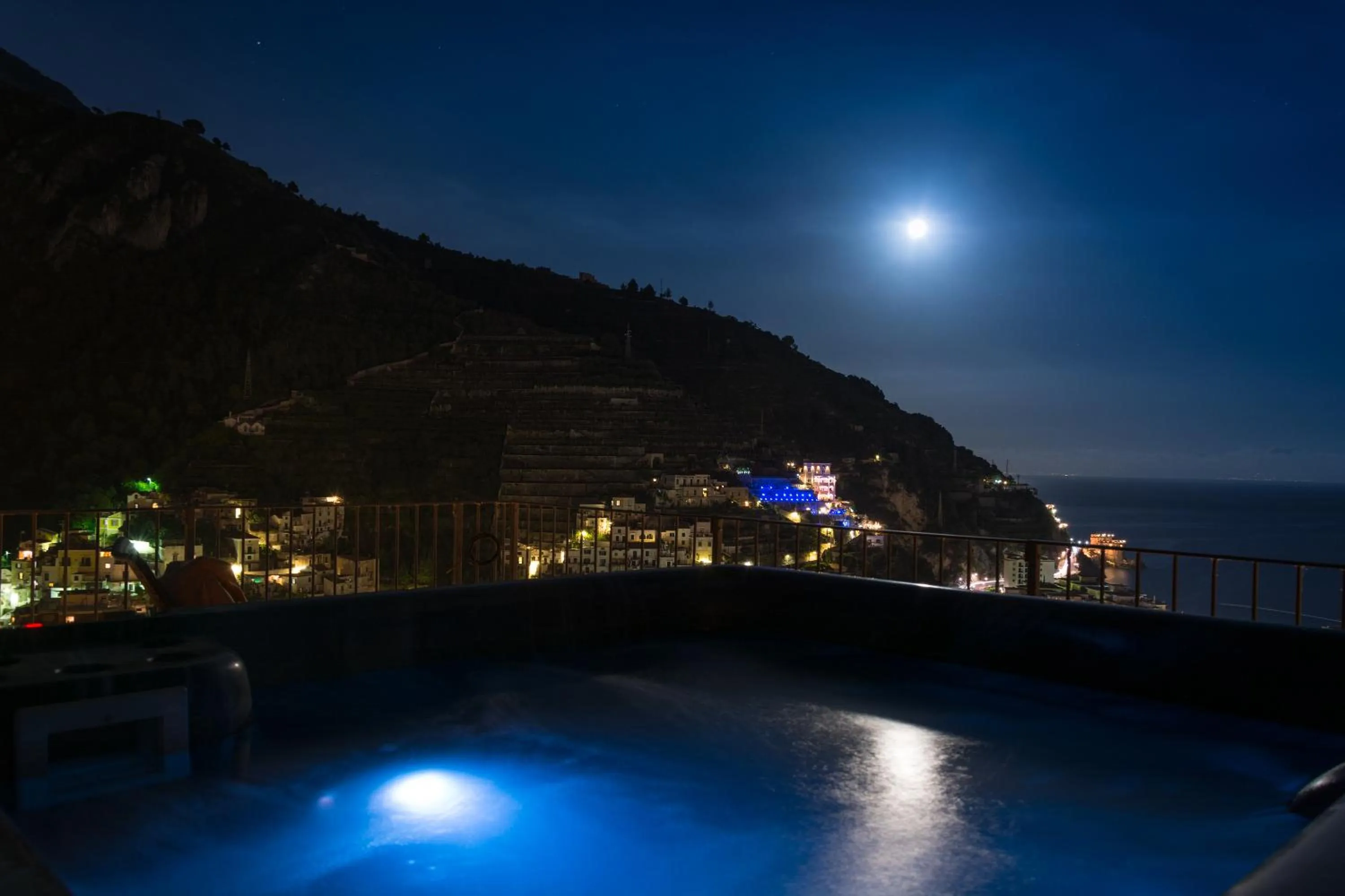 Hot Tub in Palazzo Cocò Sentiero dei Limoni