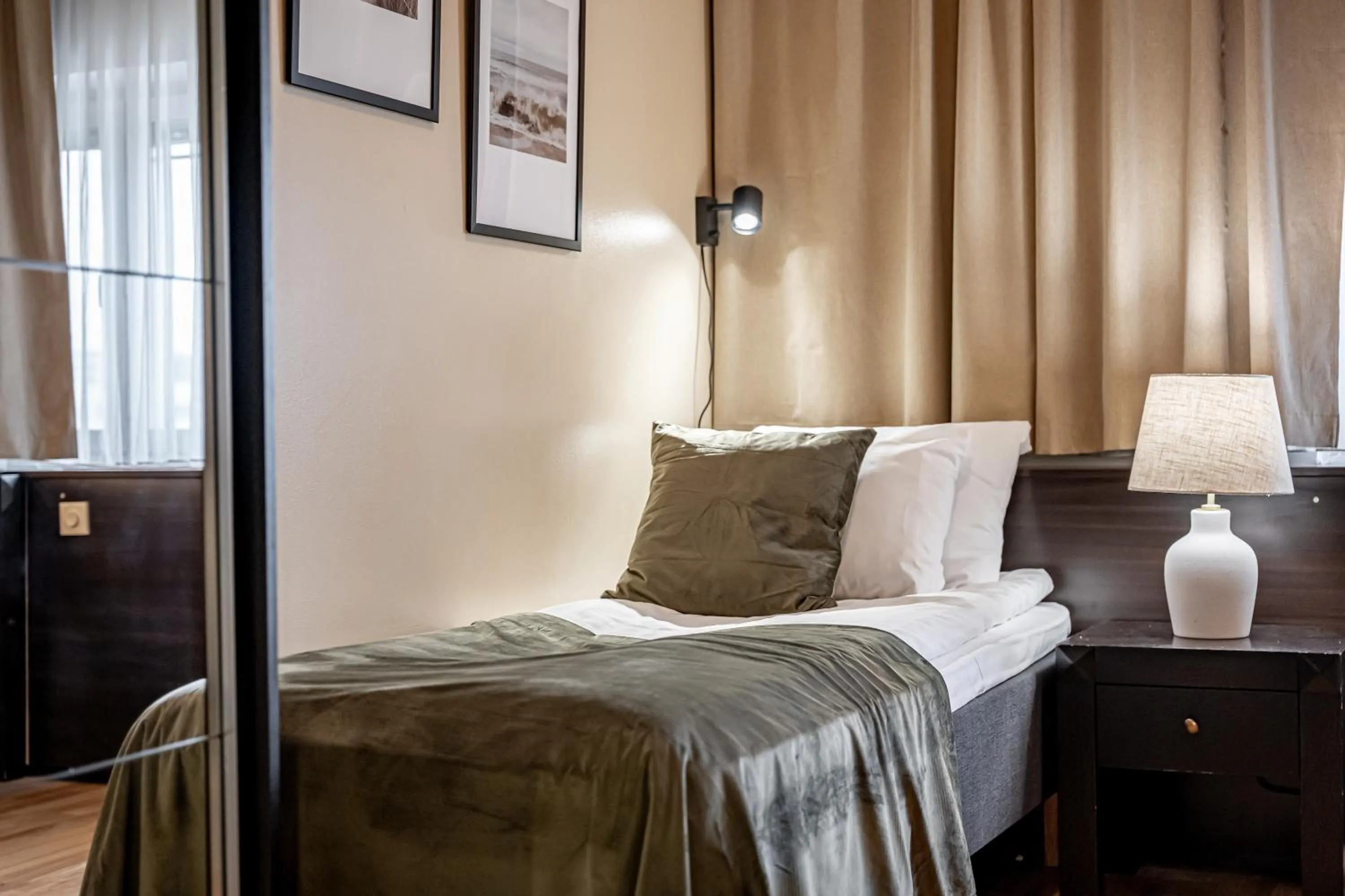 Bed in Solna Park & Hotel