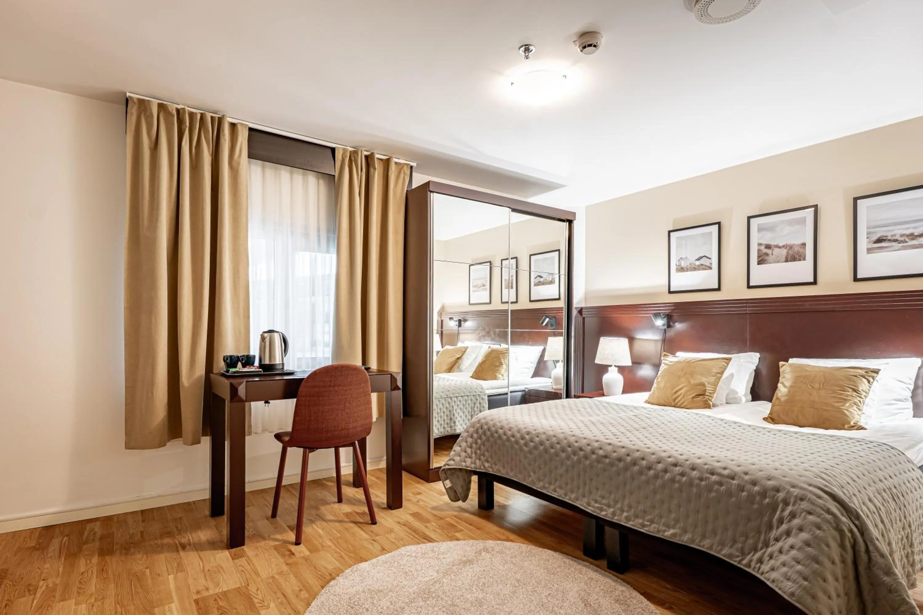 Bed in Solna Park & Hotel