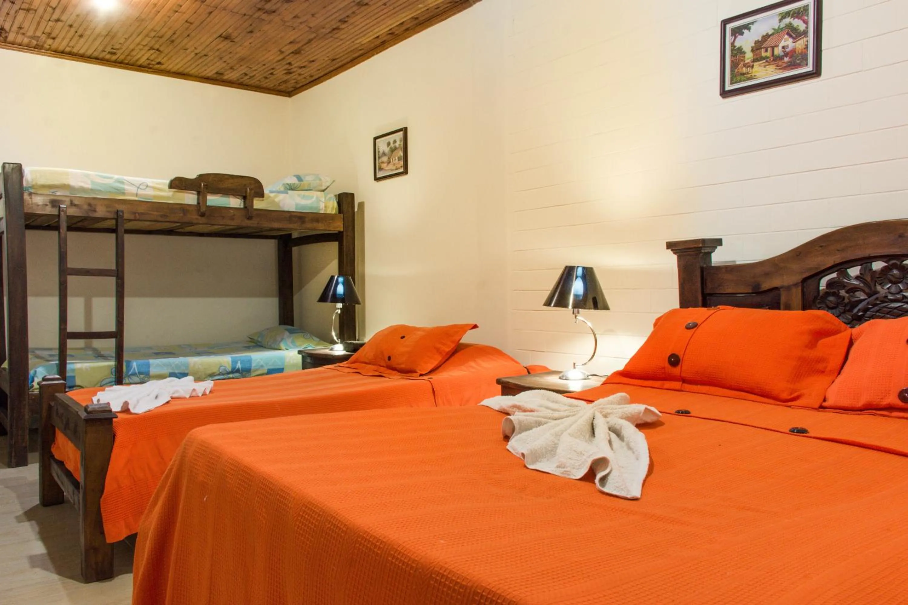 Bed in Hotel D' Oscar