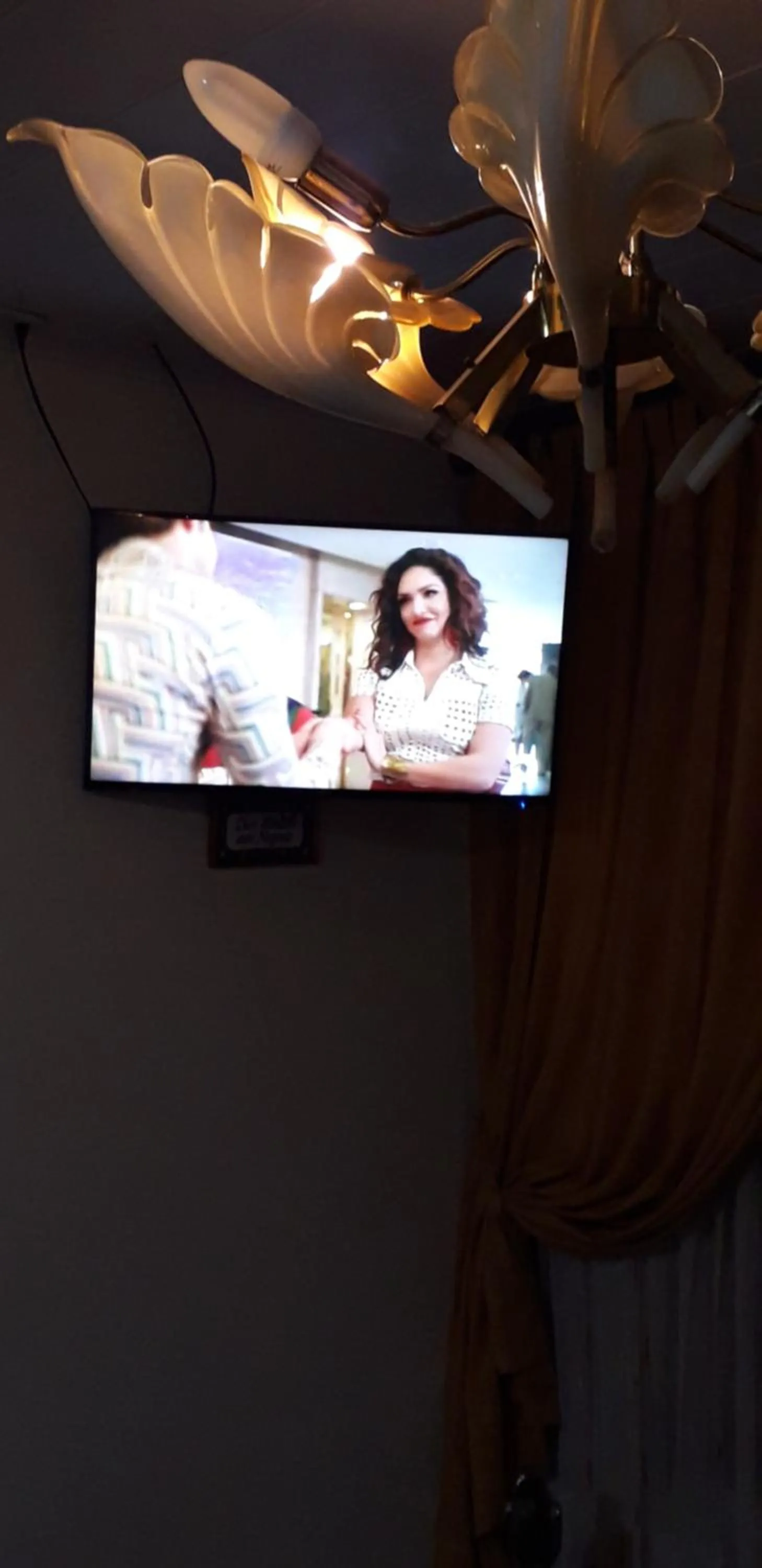 TV and multimedia in Hotel D' Oscar