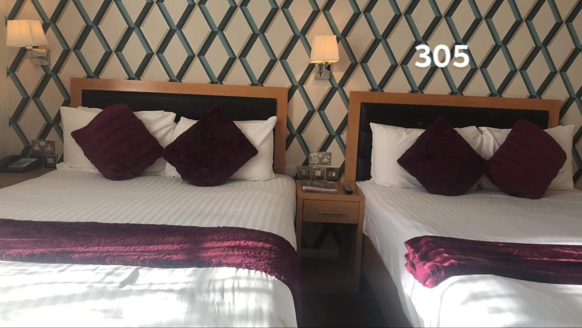 Bed in Iris Hotel Llandudno