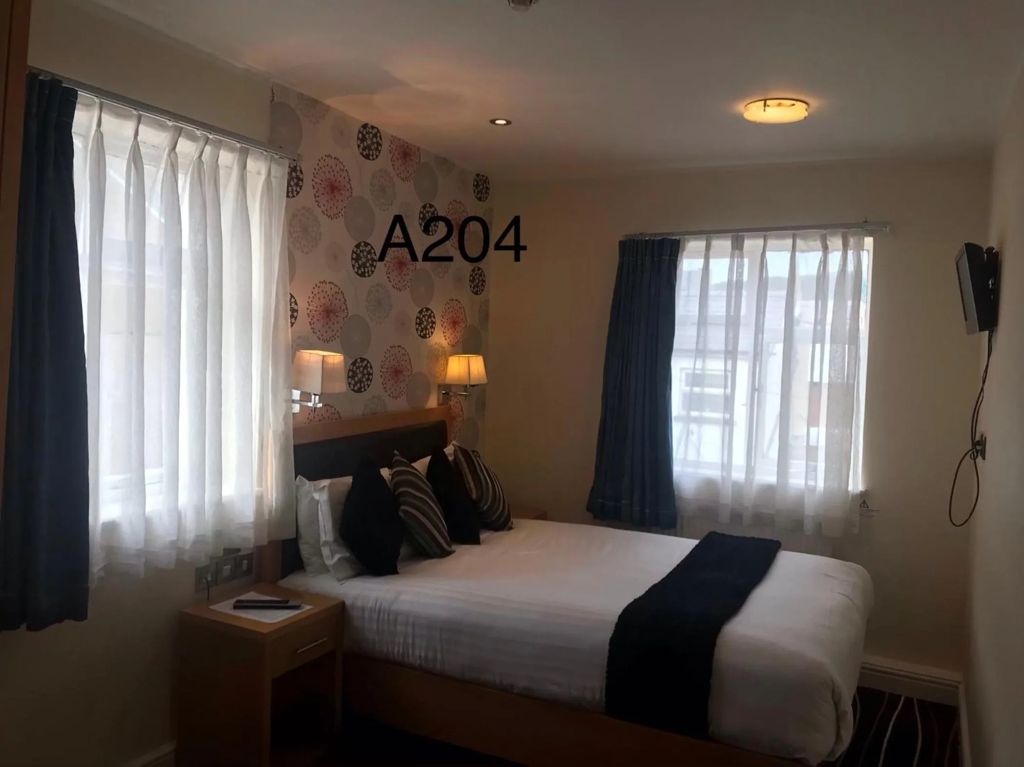 Bed in Iris Hotel Llandudno