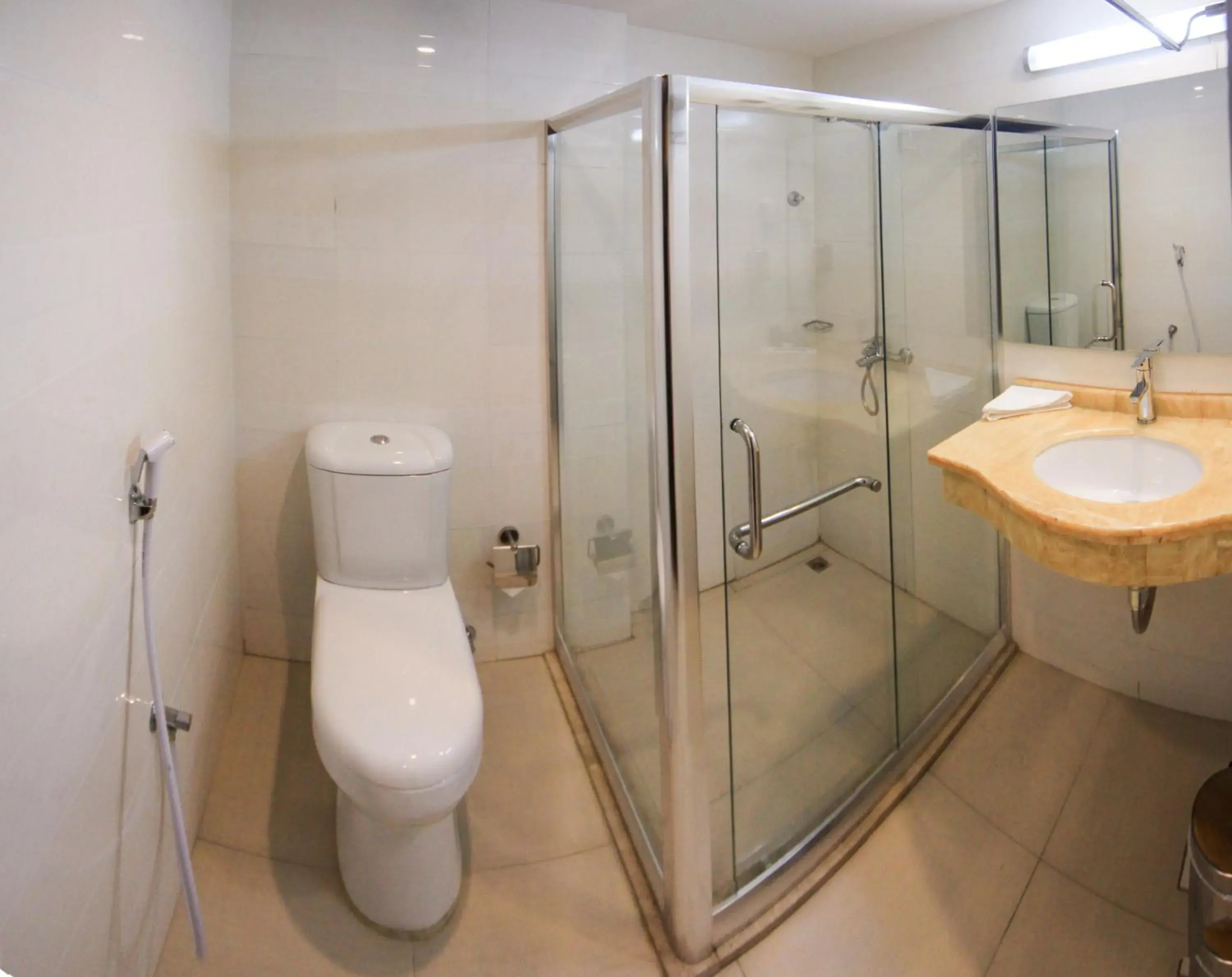 Economy Twin Room in Muscat Inn Hotel Economy Twin Room in Muscat Inn Hotel