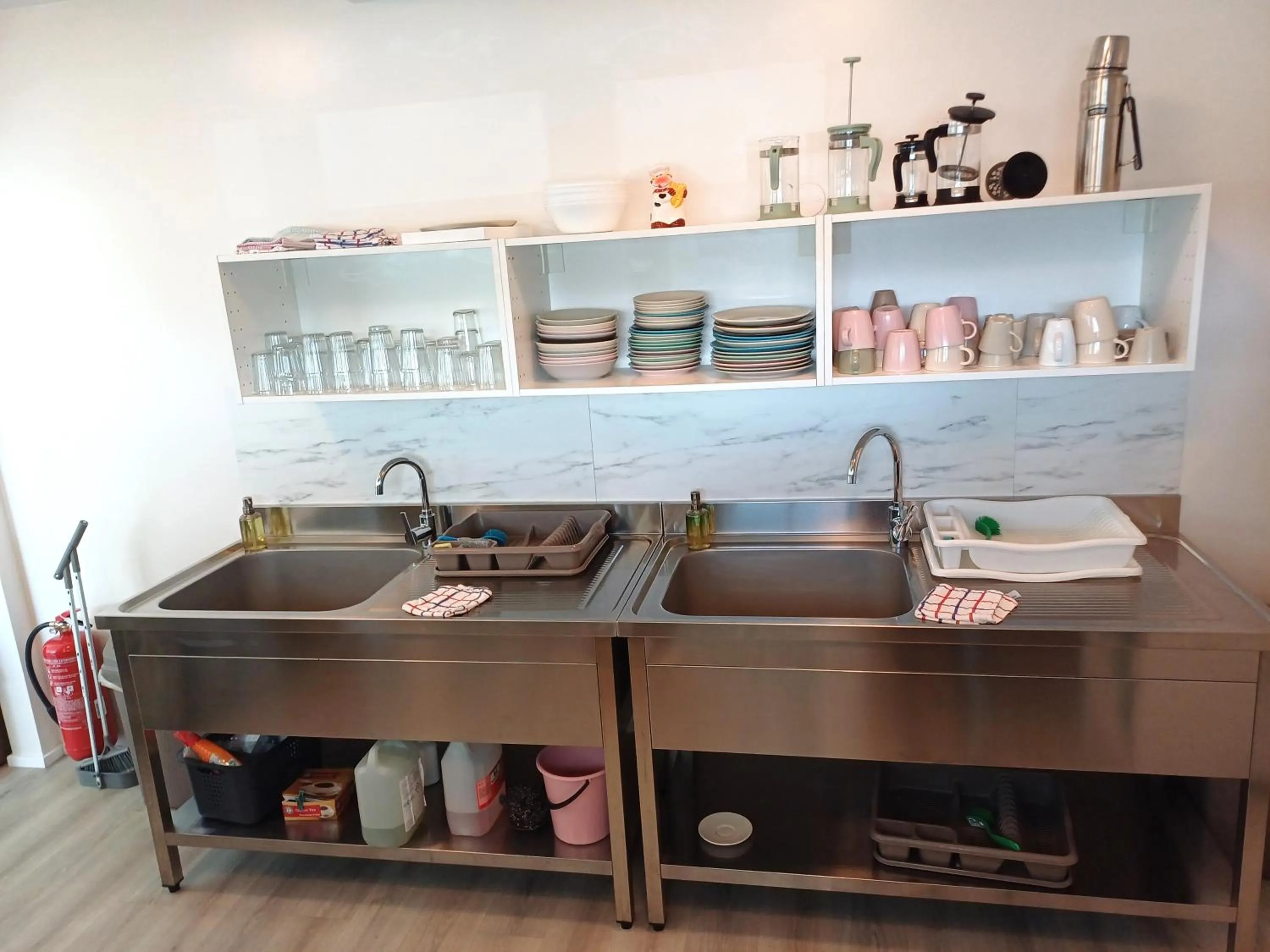 Communal kitchen in Lyngás Guesthouse