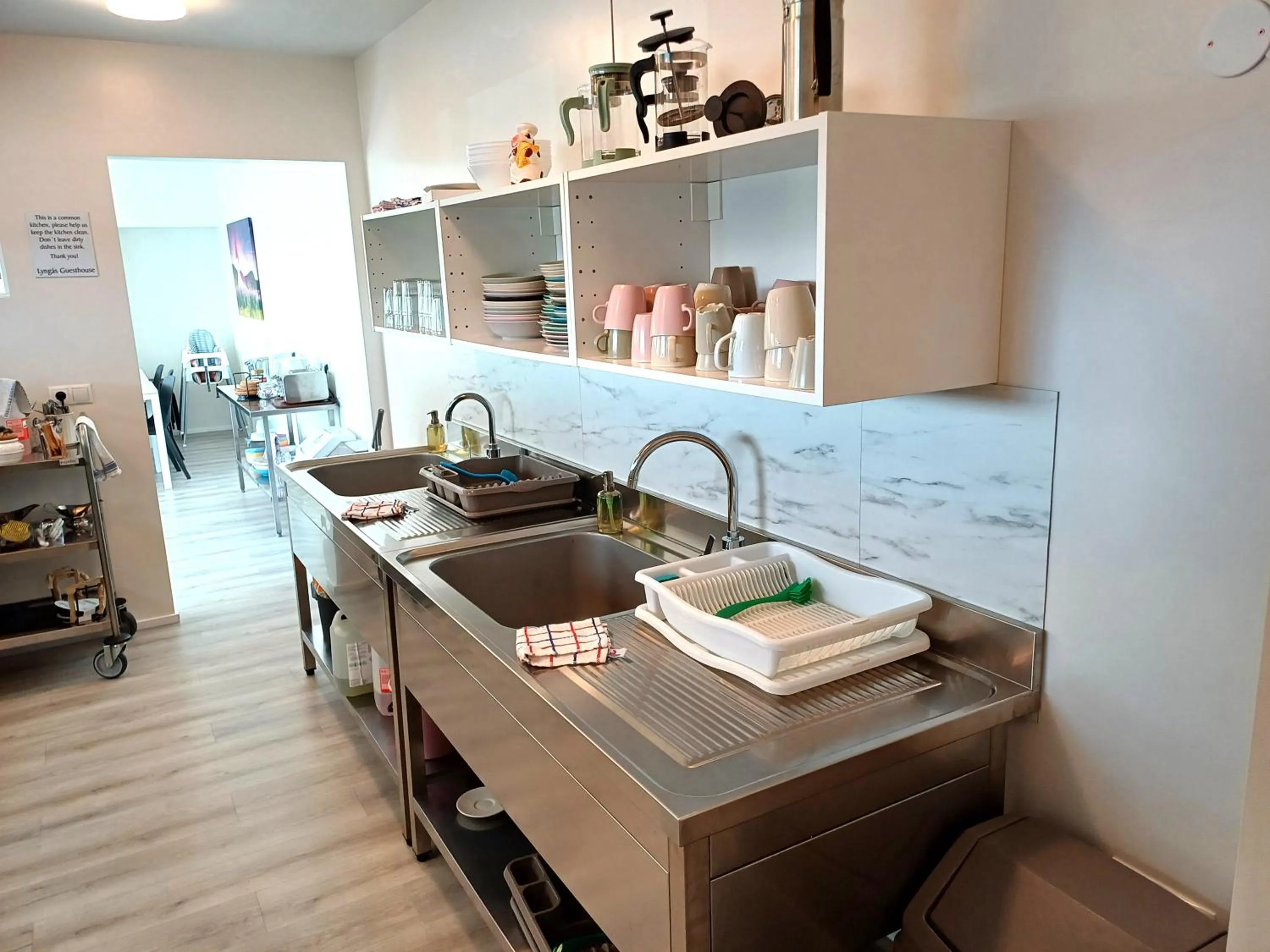 Communal kitchen in Lyngás Guesthouse