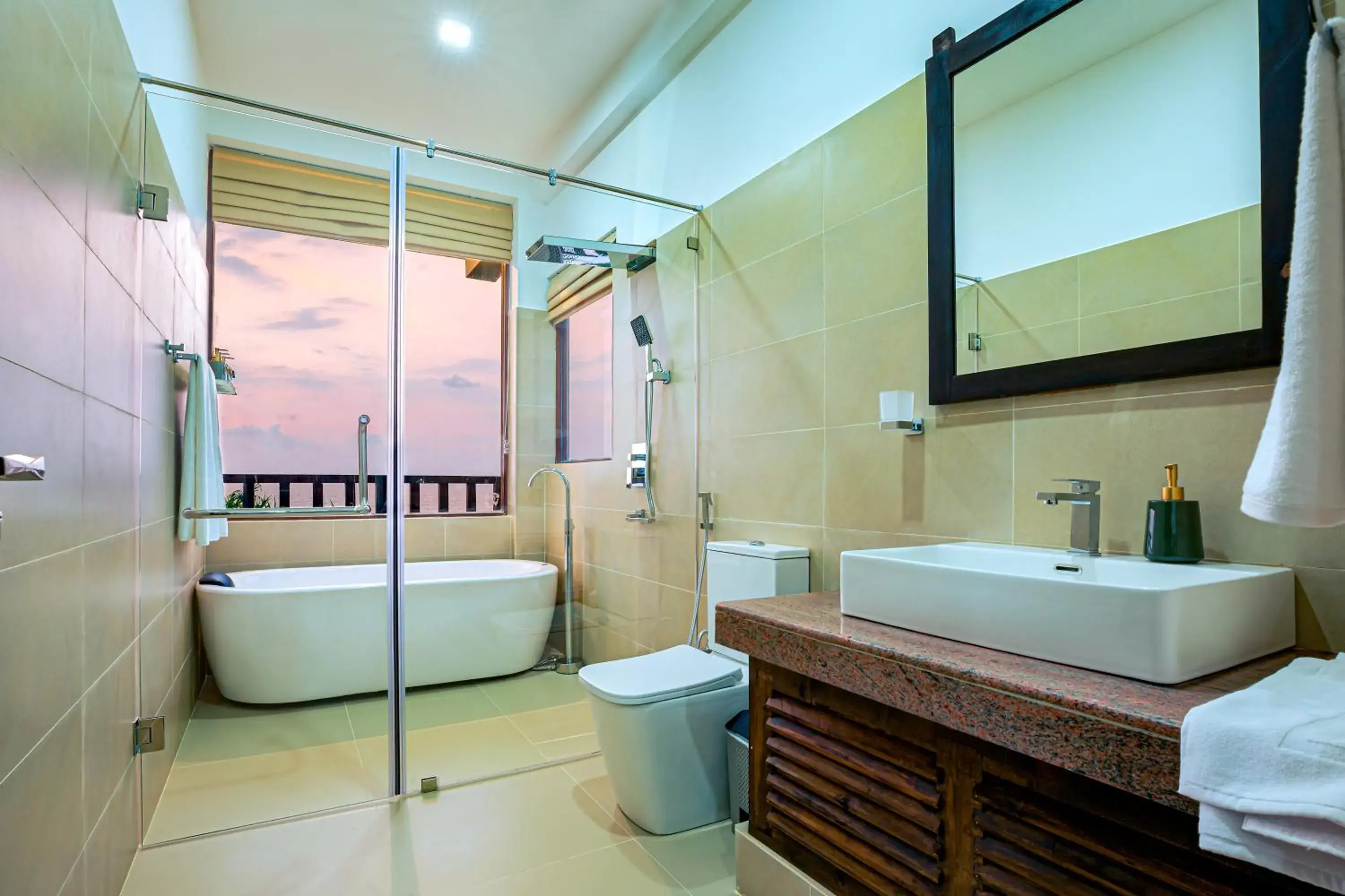 Deluxe Suite with Ocean View and Free Guided Tour to Turtle Hatchery in The Pleasure Kosgoda Deluxe Suite with Ocean View and Free Guided Tour to Turtle Hatchery in The Pleasure Kosgoda