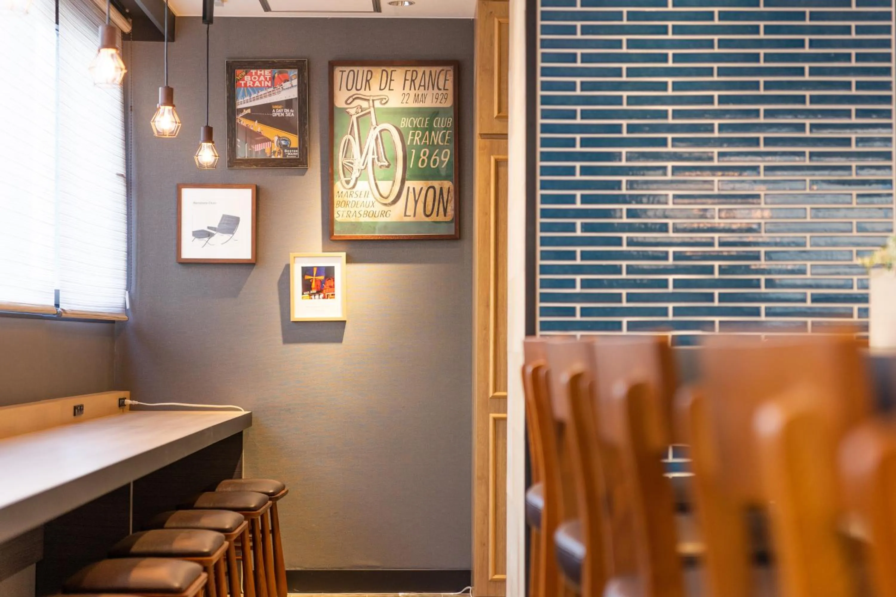 Lounge or bar in Super Hotel Kobe