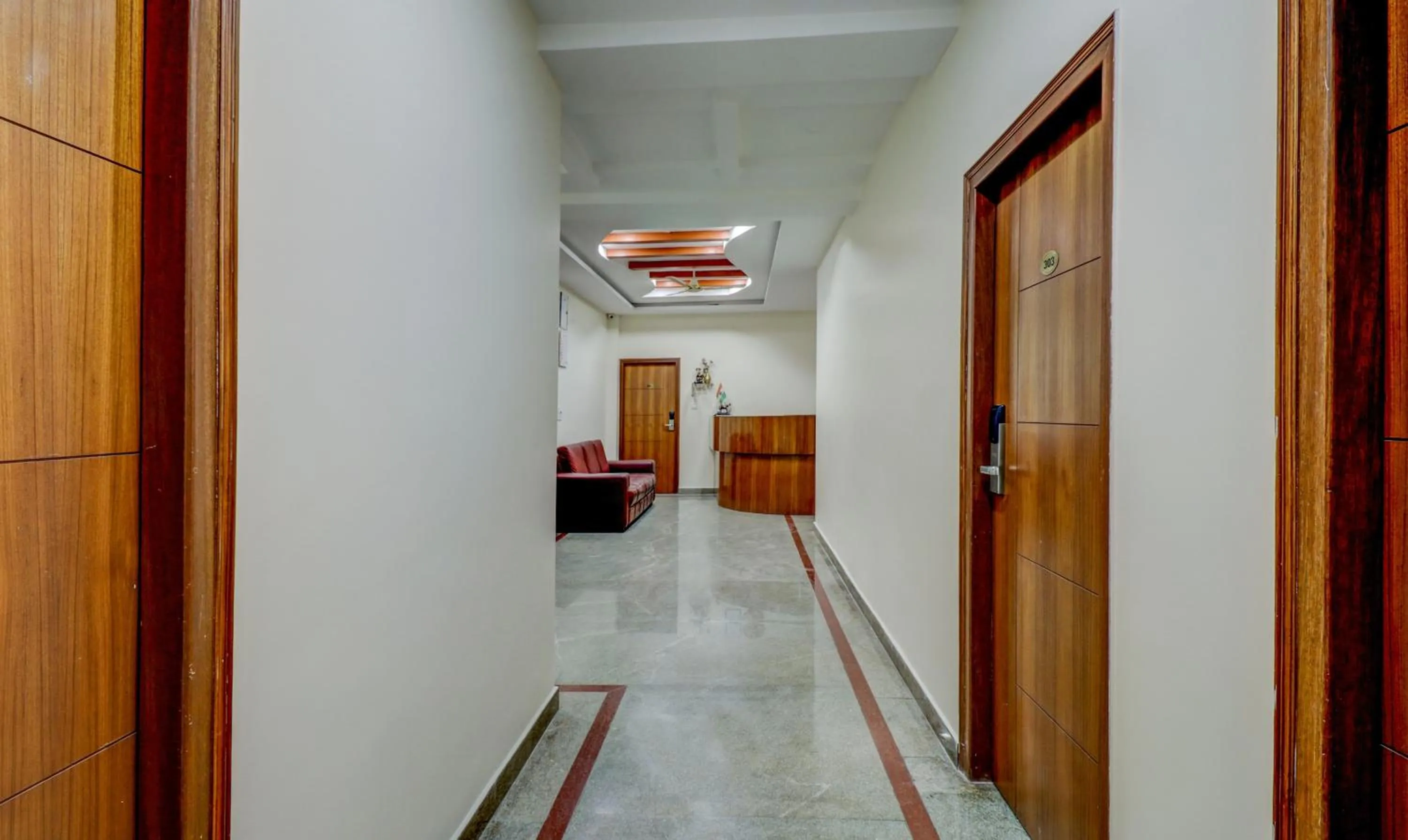 Lobby or reception in Itsy Hotels Kozy Rooms