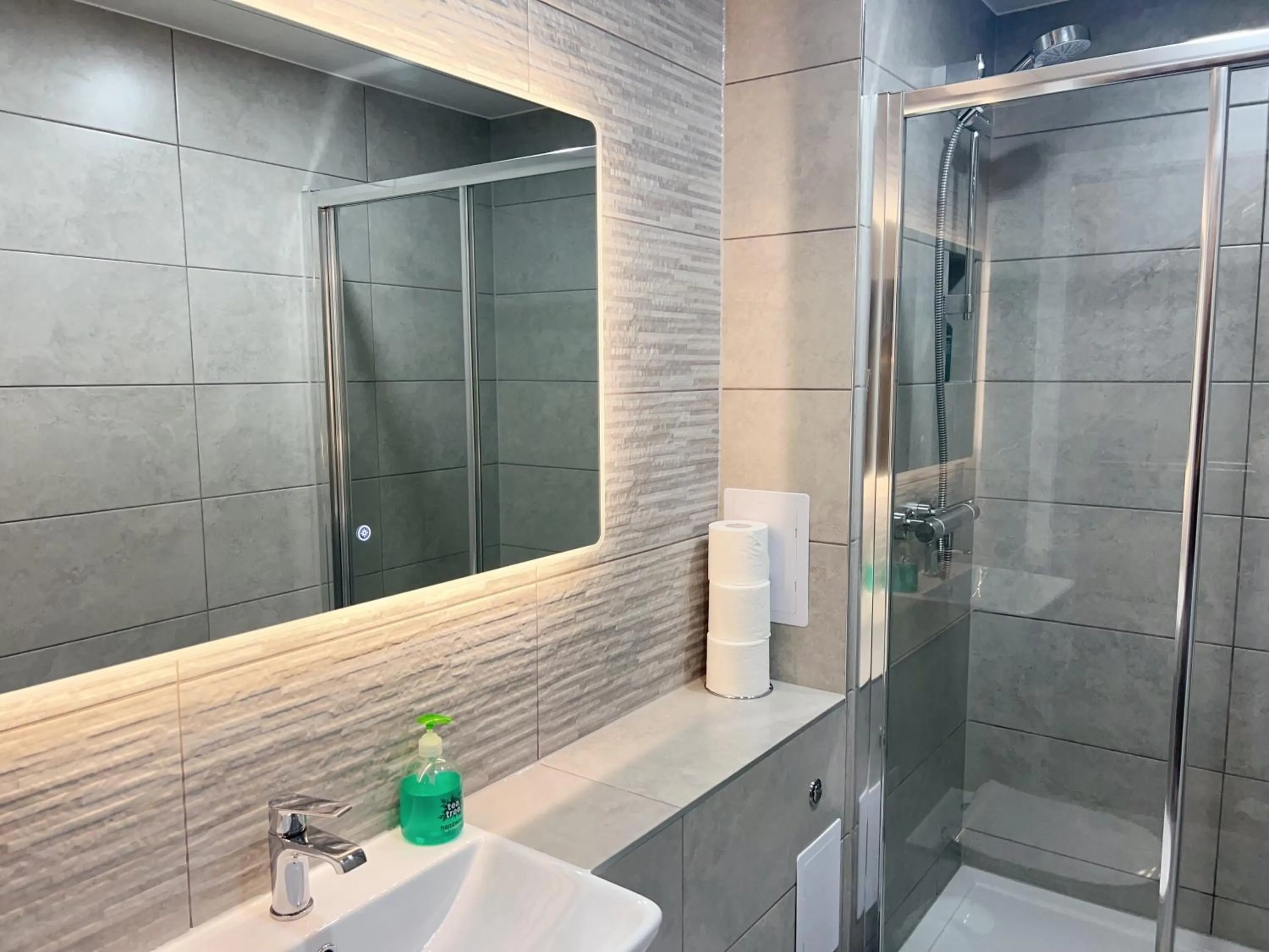 Alexander Guest House