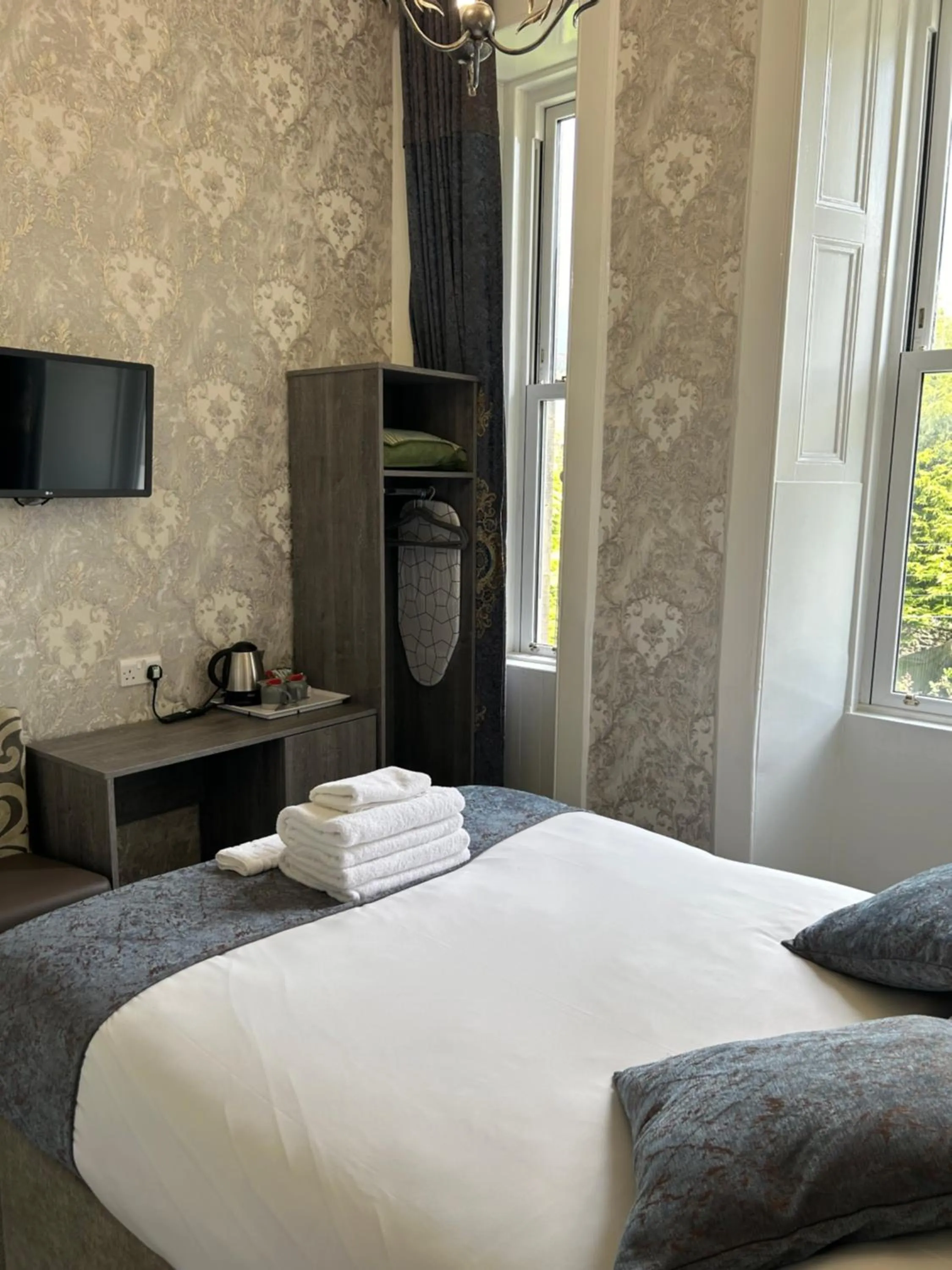 Bed in Alexander Guest House