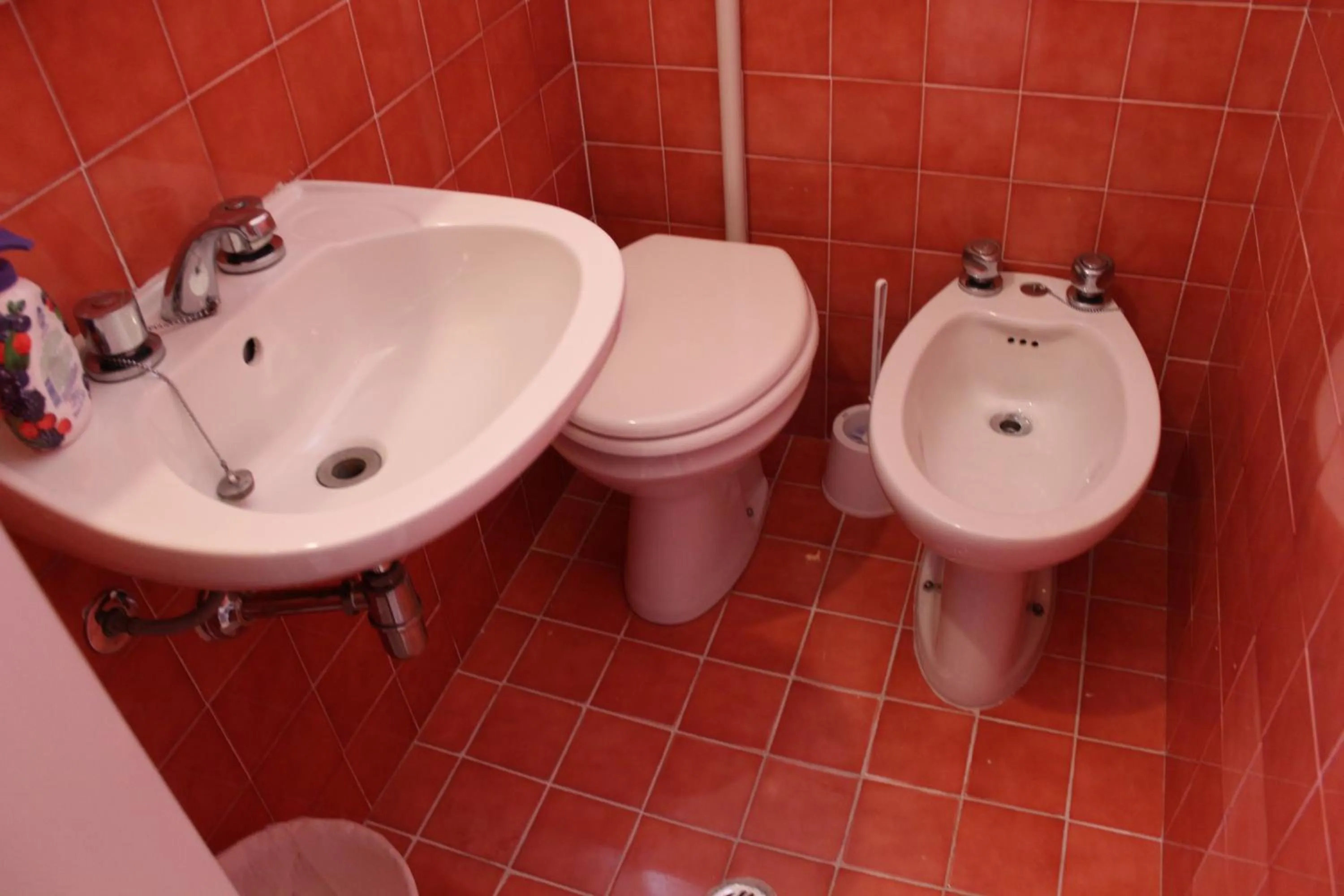 Bathroom in Pensione Fiorella Rimini