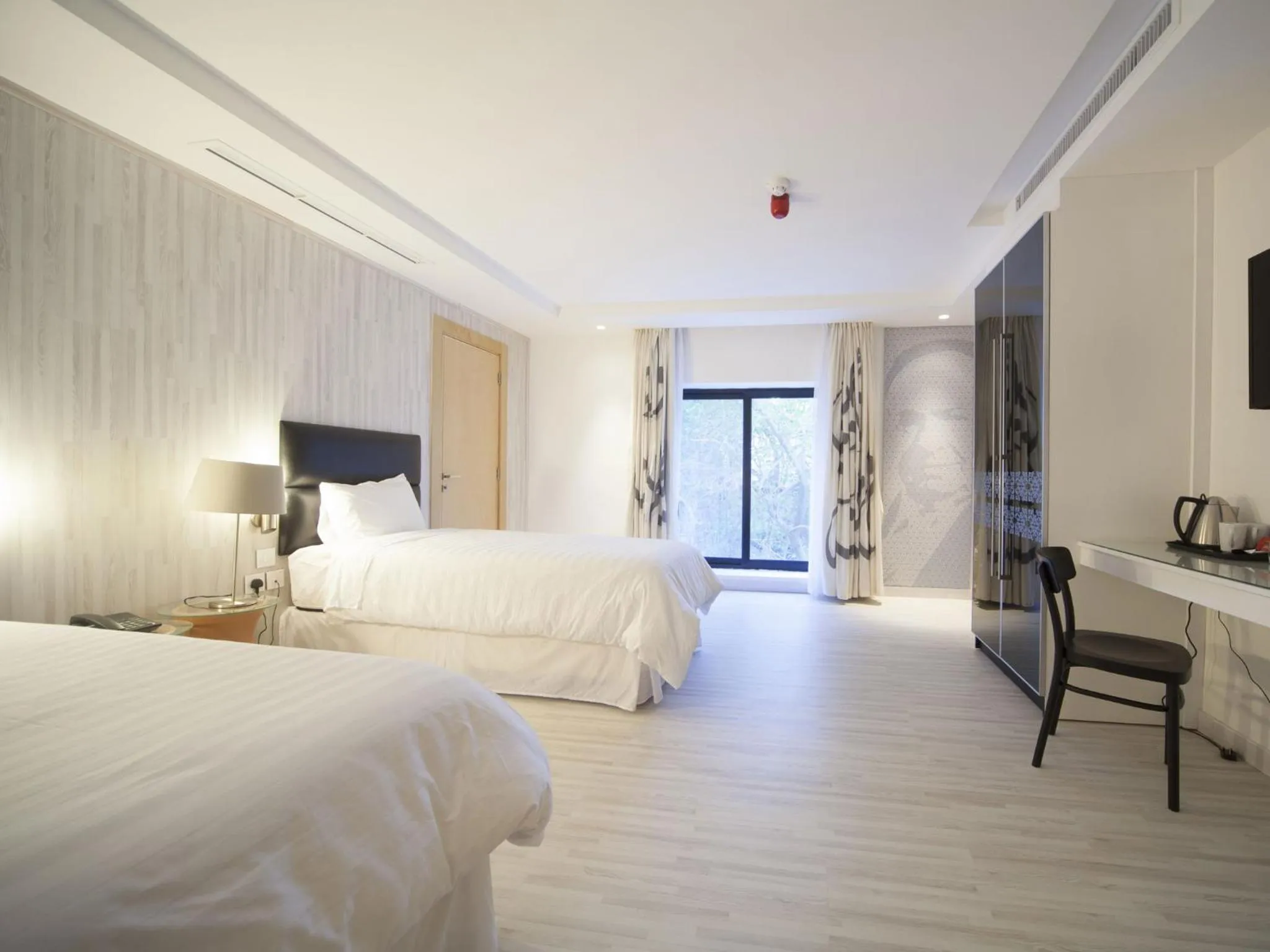 Day, Bed in La Locanda Boutique Hotel