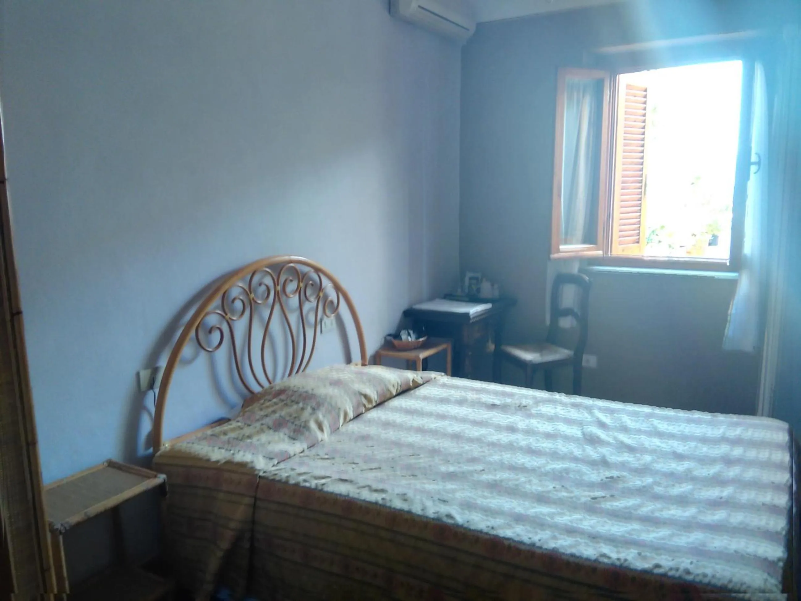 Bed in Albergo Villa Sorriso