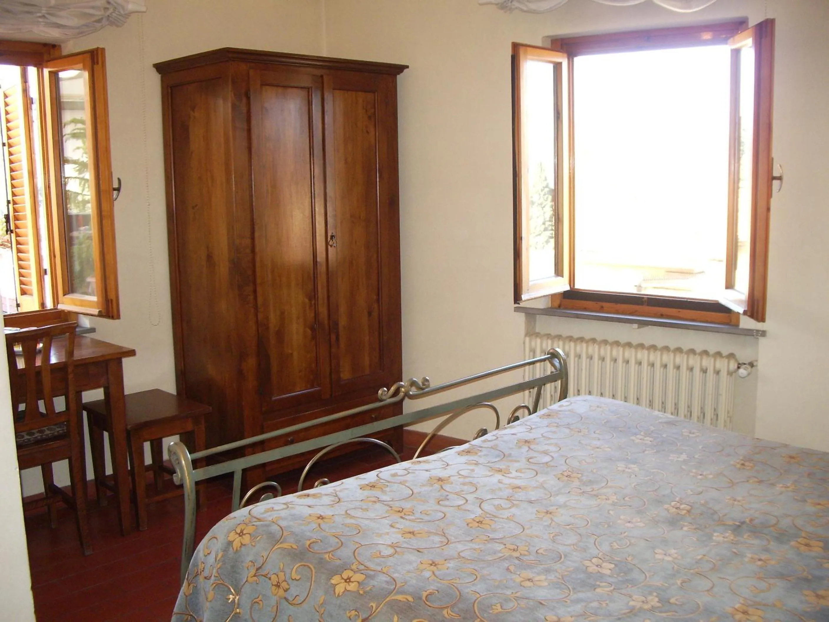 Photo of the whole room, Bed in Albergo Villa Sorriso
