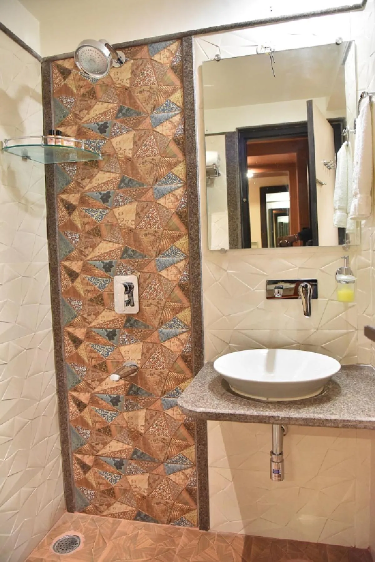 Bathroom in Hotel Rk Grand