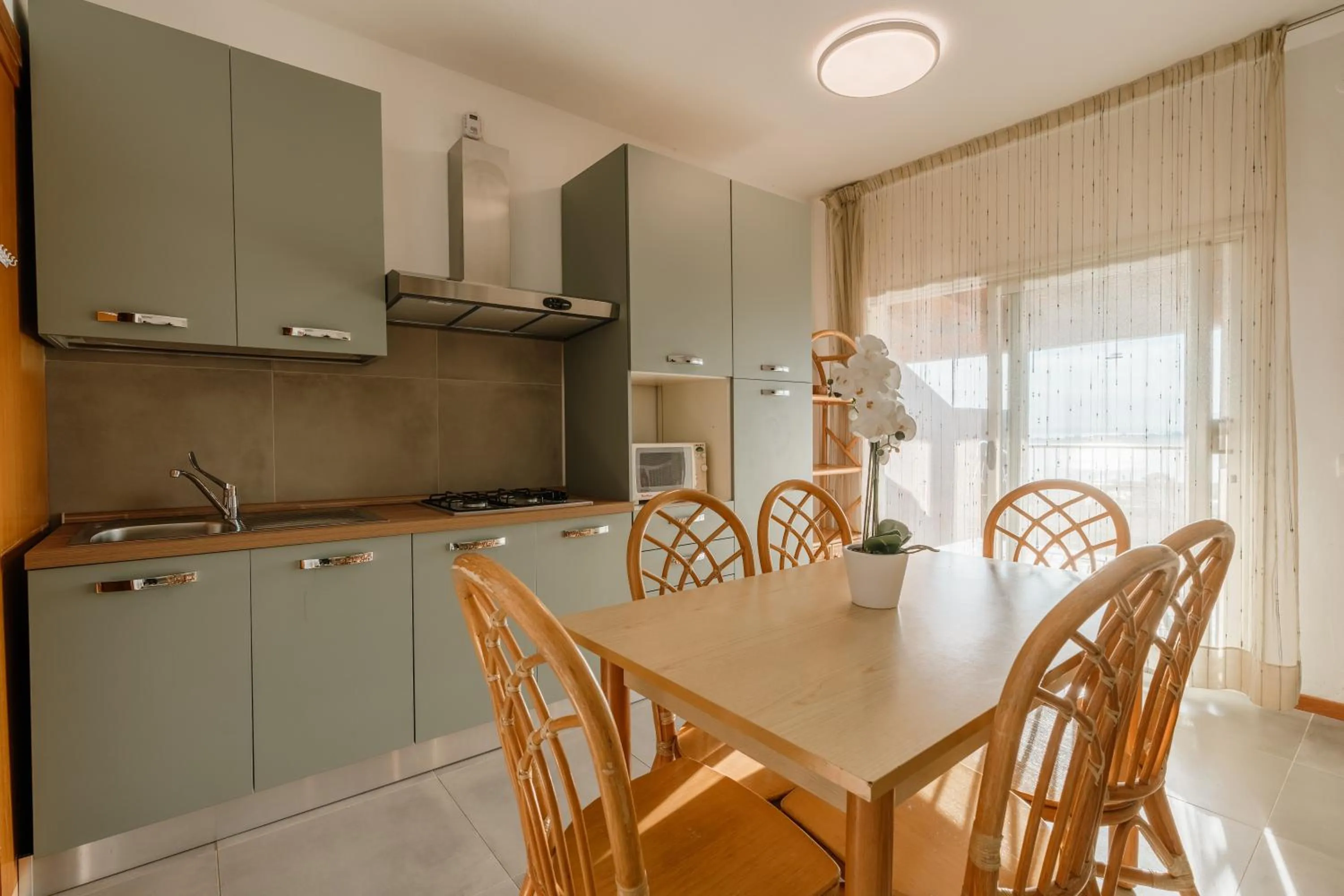 Kitchen or kitchenette in Villenpark Sanghen