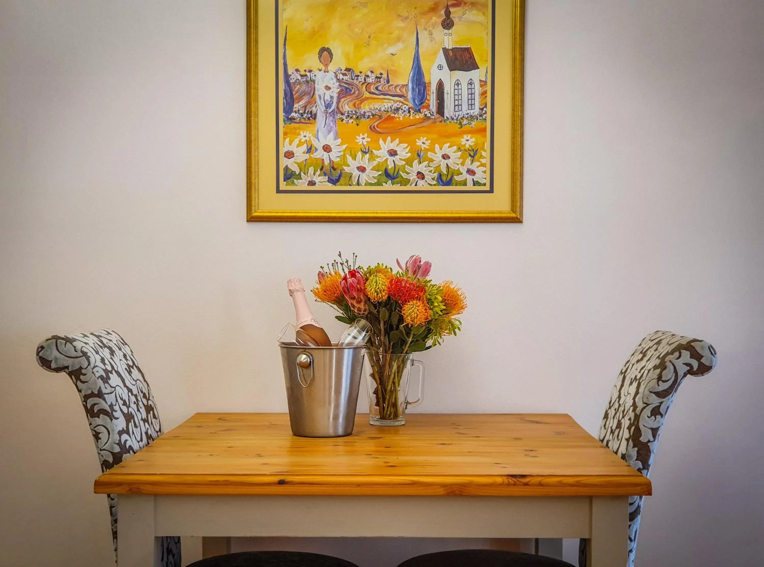 Dining area in Berluda Farmhouse and Cottages