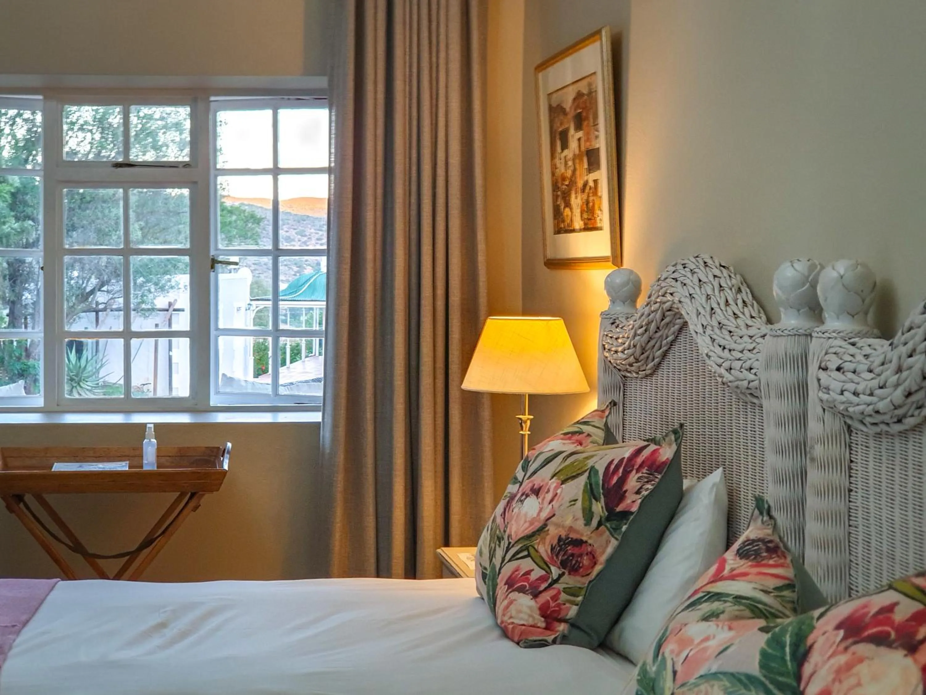 Bedroom, Bed in Berluda Farmhouse and Cottages