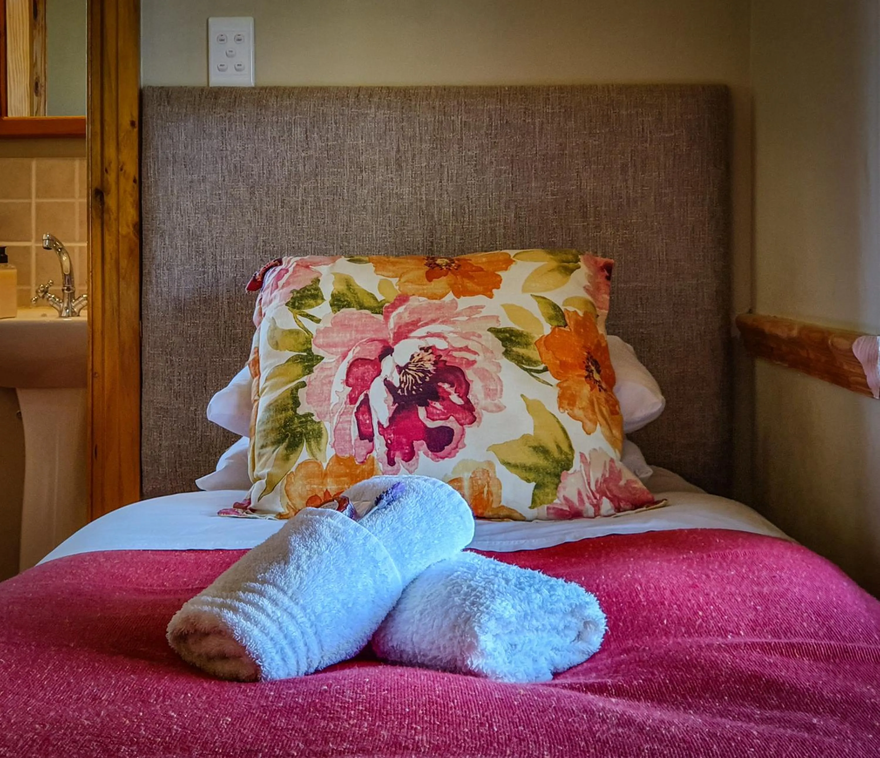 Decorative detail, Bed in Berluda Farmhouse and Cottages