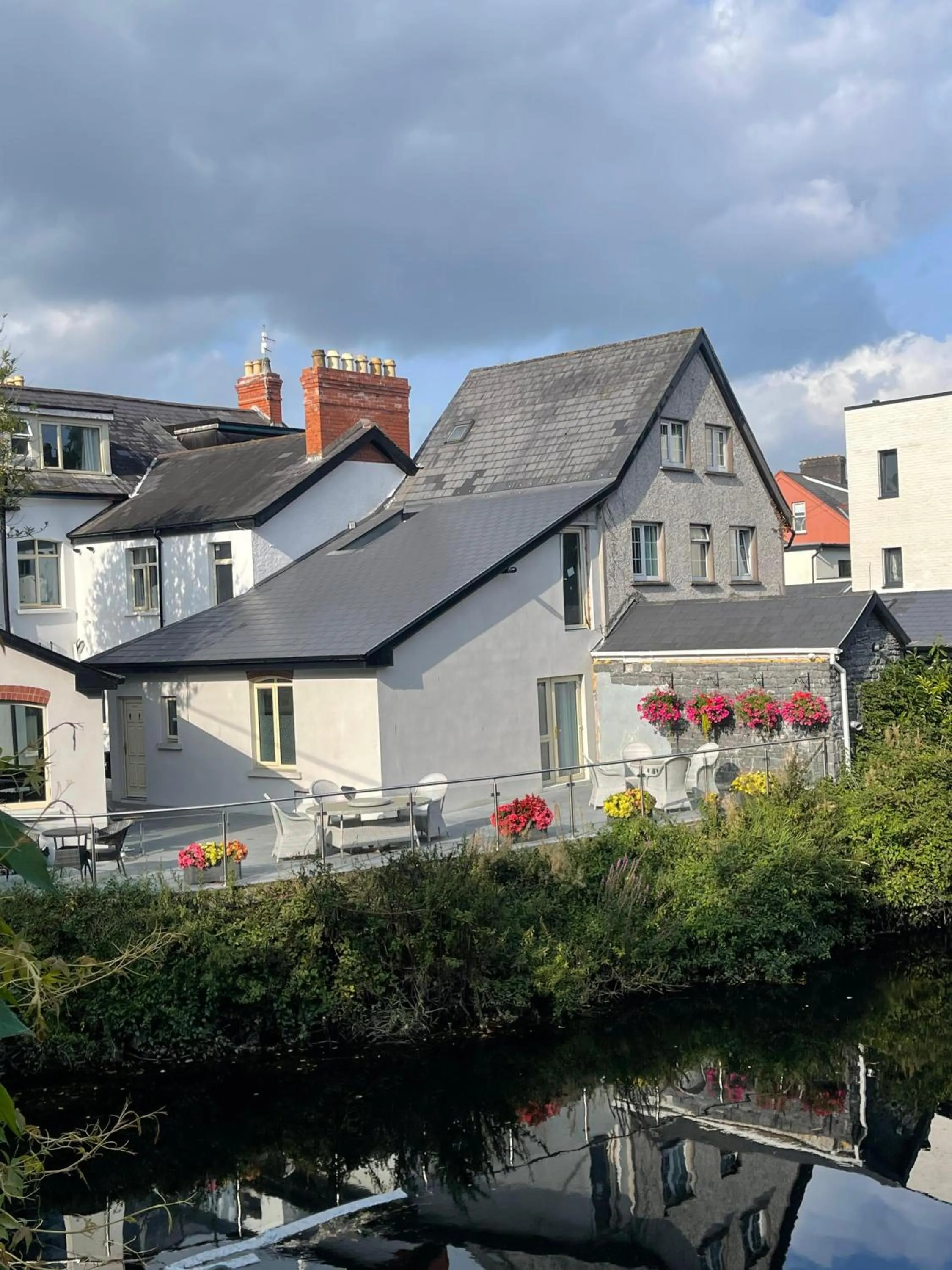 Property building in Shandon Bells Guest House