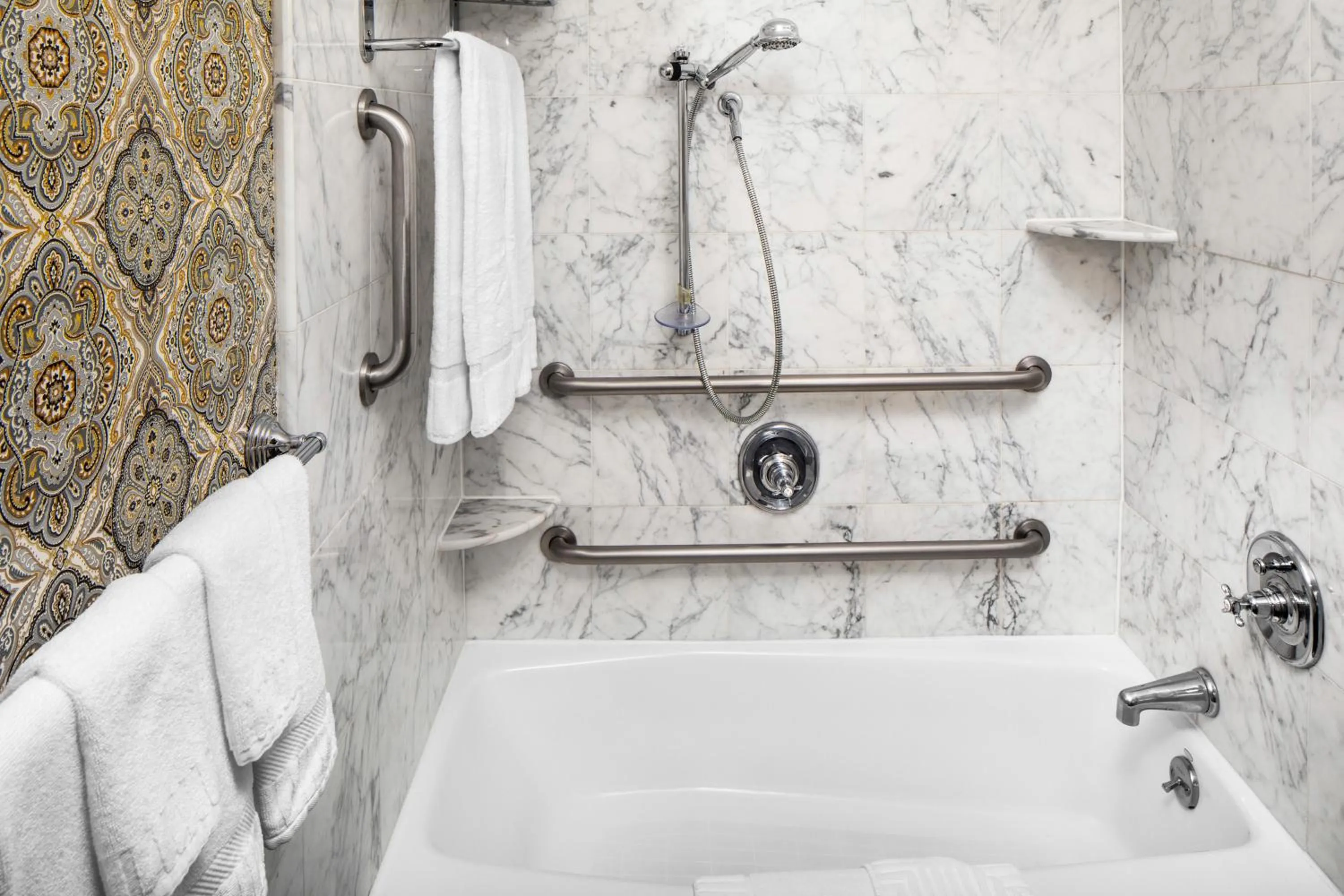 Bathroom in Historic Hotel Bethlehem