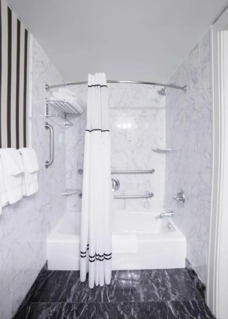 Bathroom in Historic Hotel Bethlehem