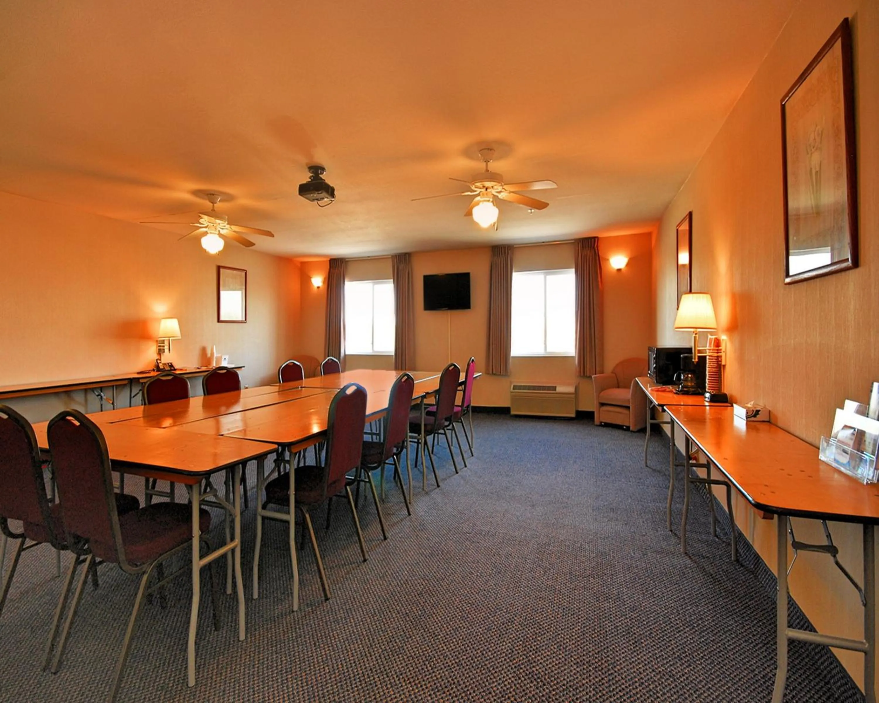 Business facilities in Americas Best Value Inn Westmorland