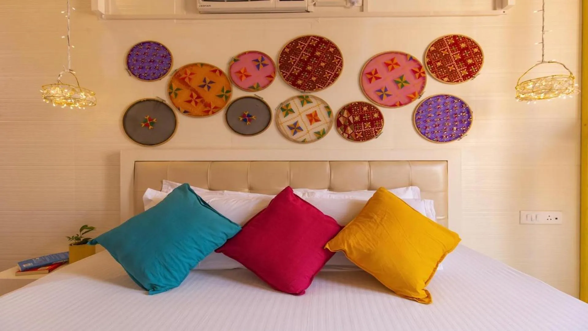 Bed in Madpackers Amritsar