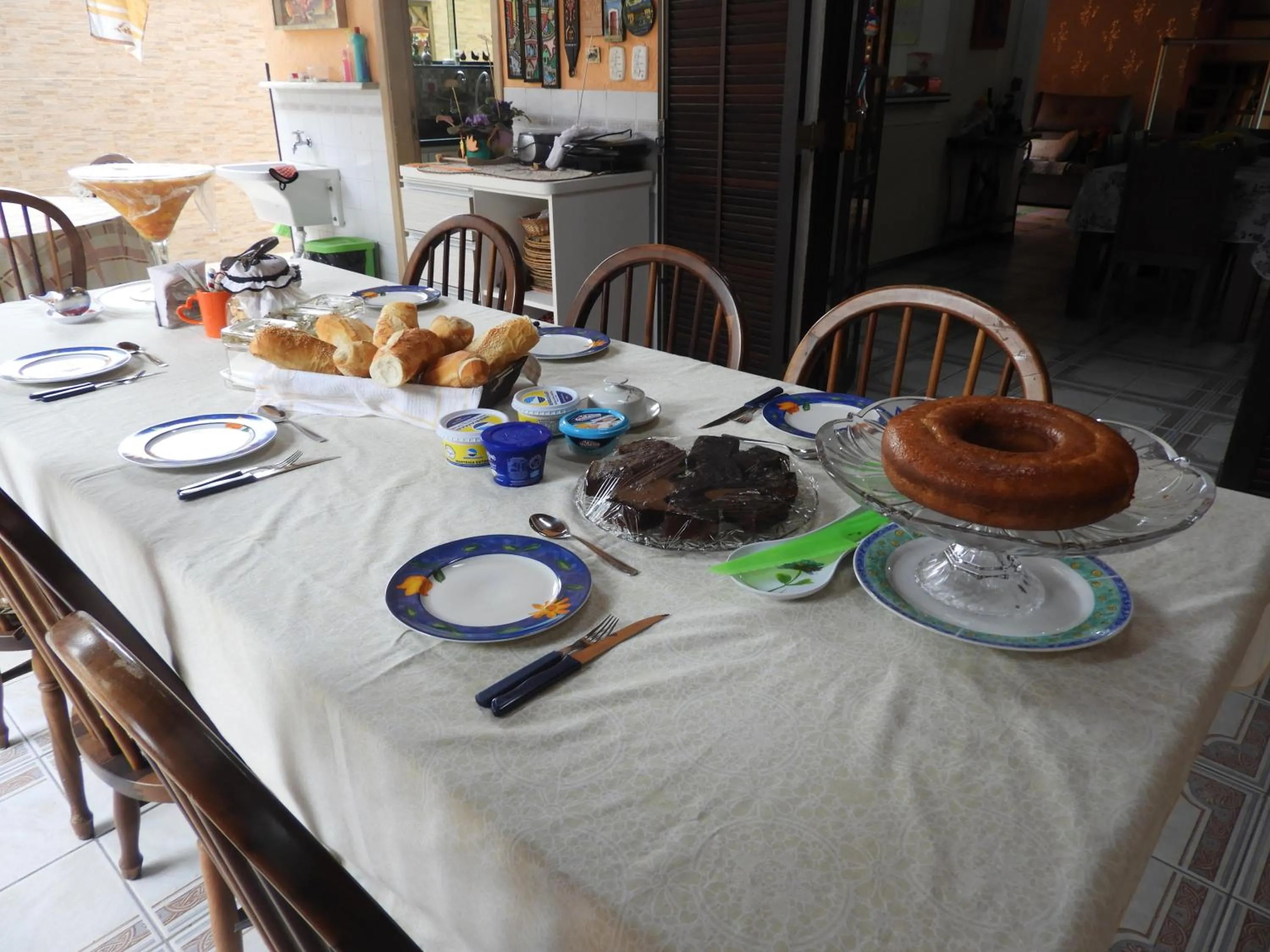 Continental breakfast in ACIOLY'S BEACH HOUSE