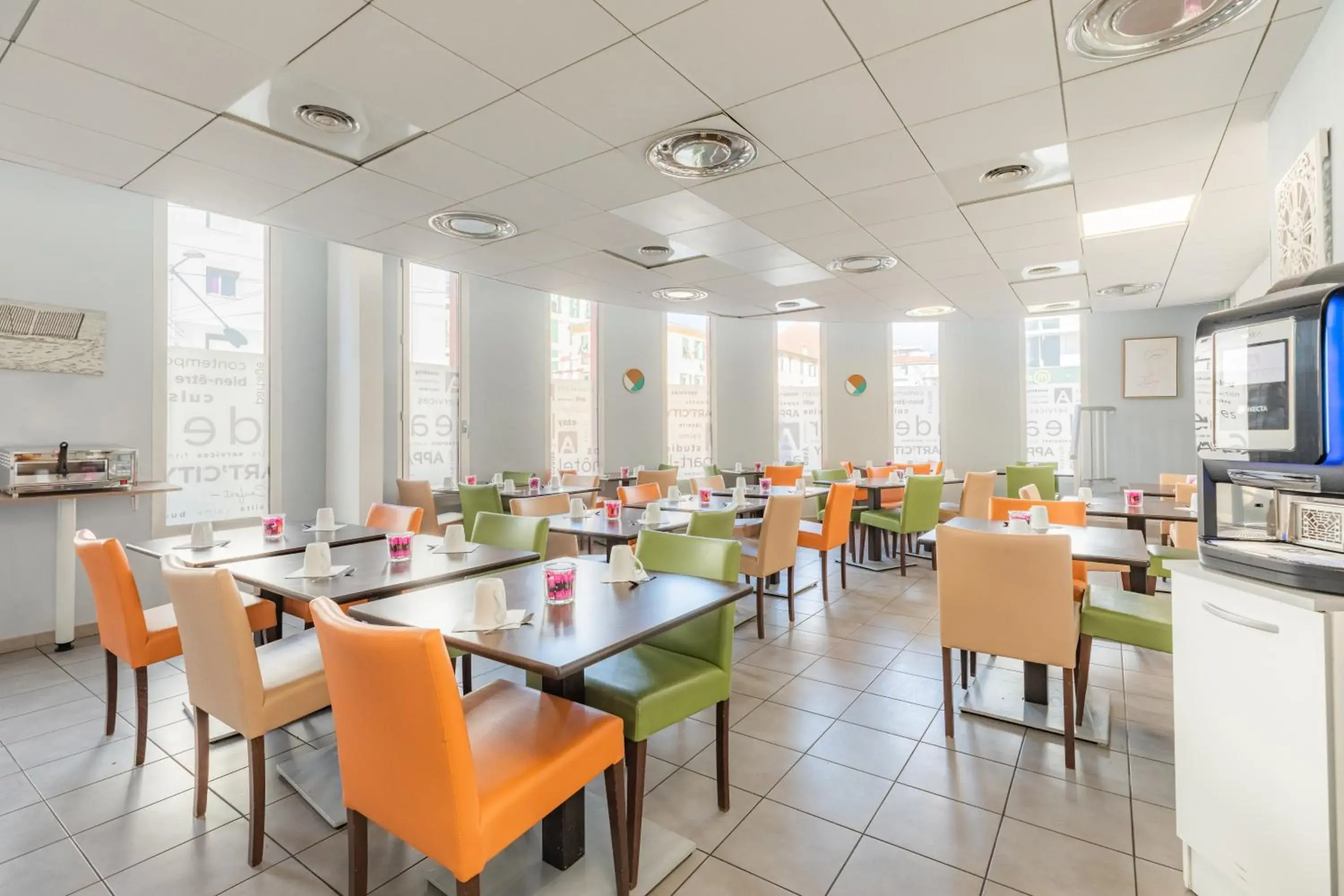 Breakfast in Appart'City Classic Nice Acropolis Breakfast in Appart'City Classic Nice Acropolis