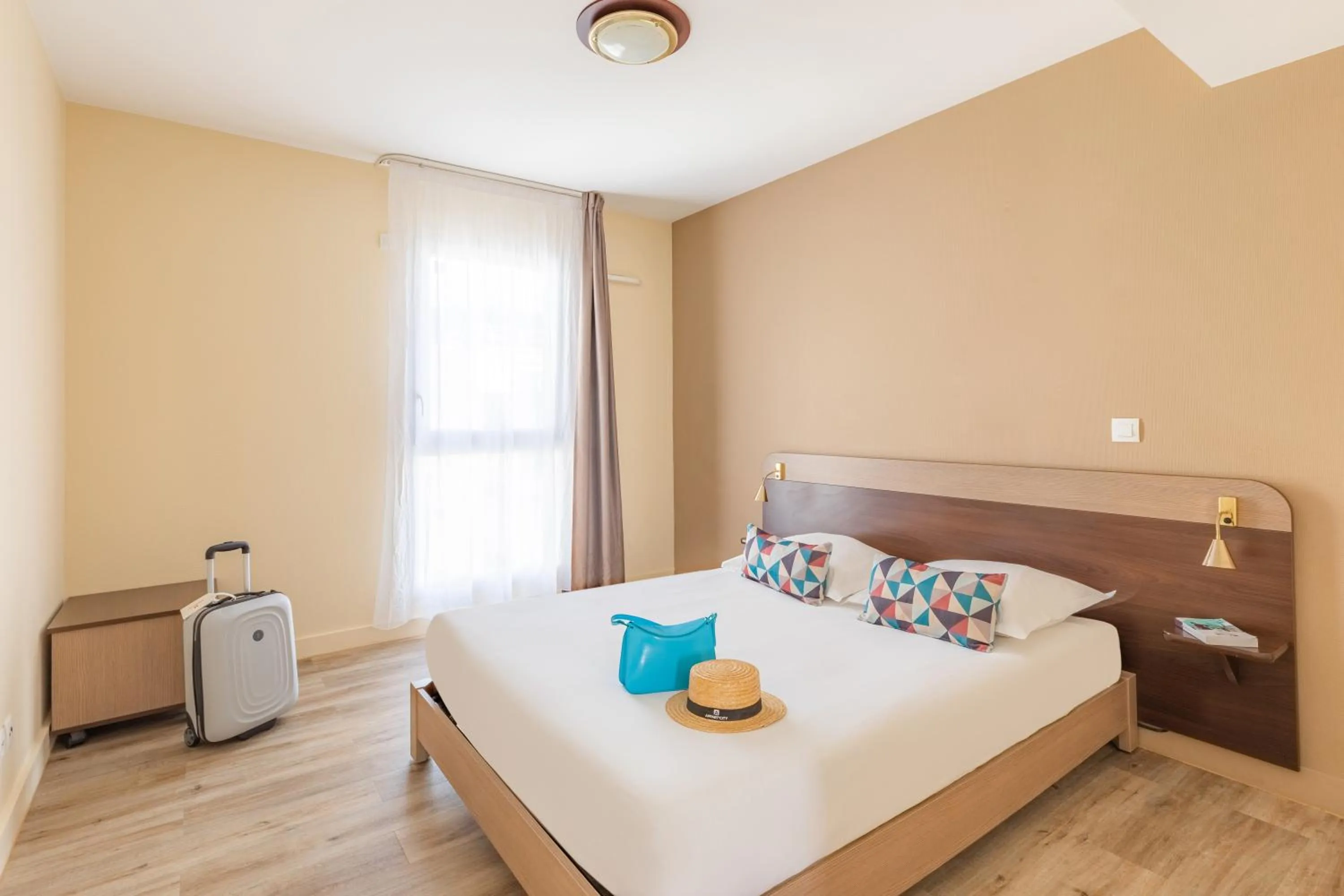 Bed in Appart'City Classic Nice Acropolis