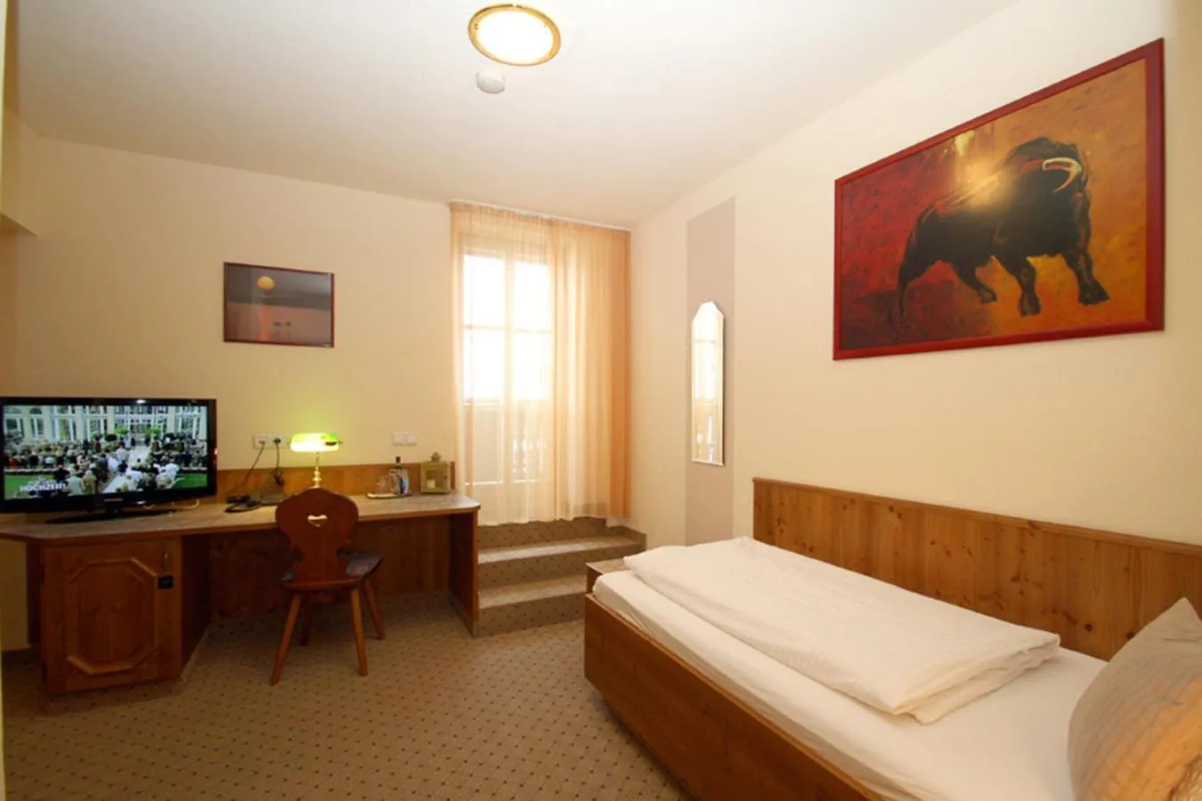 Bedroom, Bed in Hotel-Restaurant Gasthaus Bonimeier