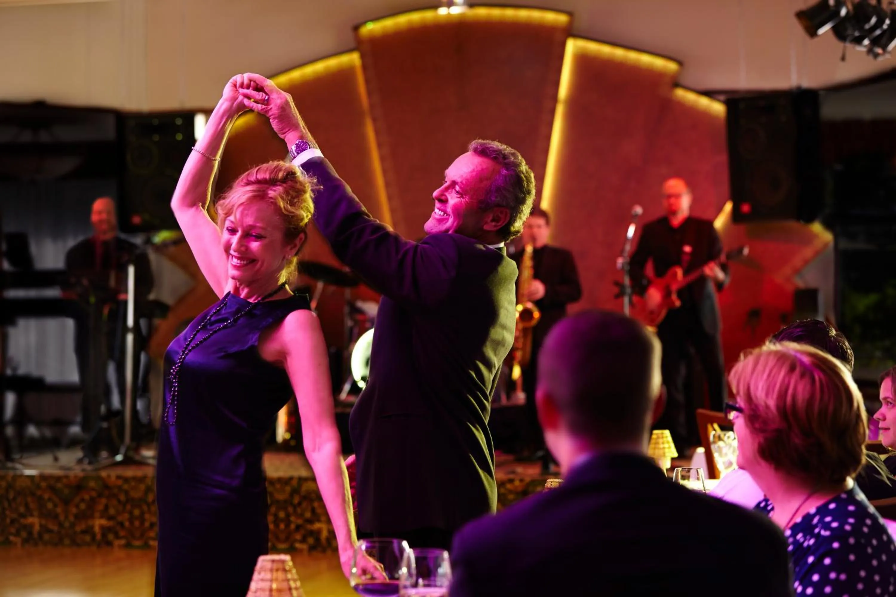 Evening entertainment in Harrison Hot Springs Resort & Spa