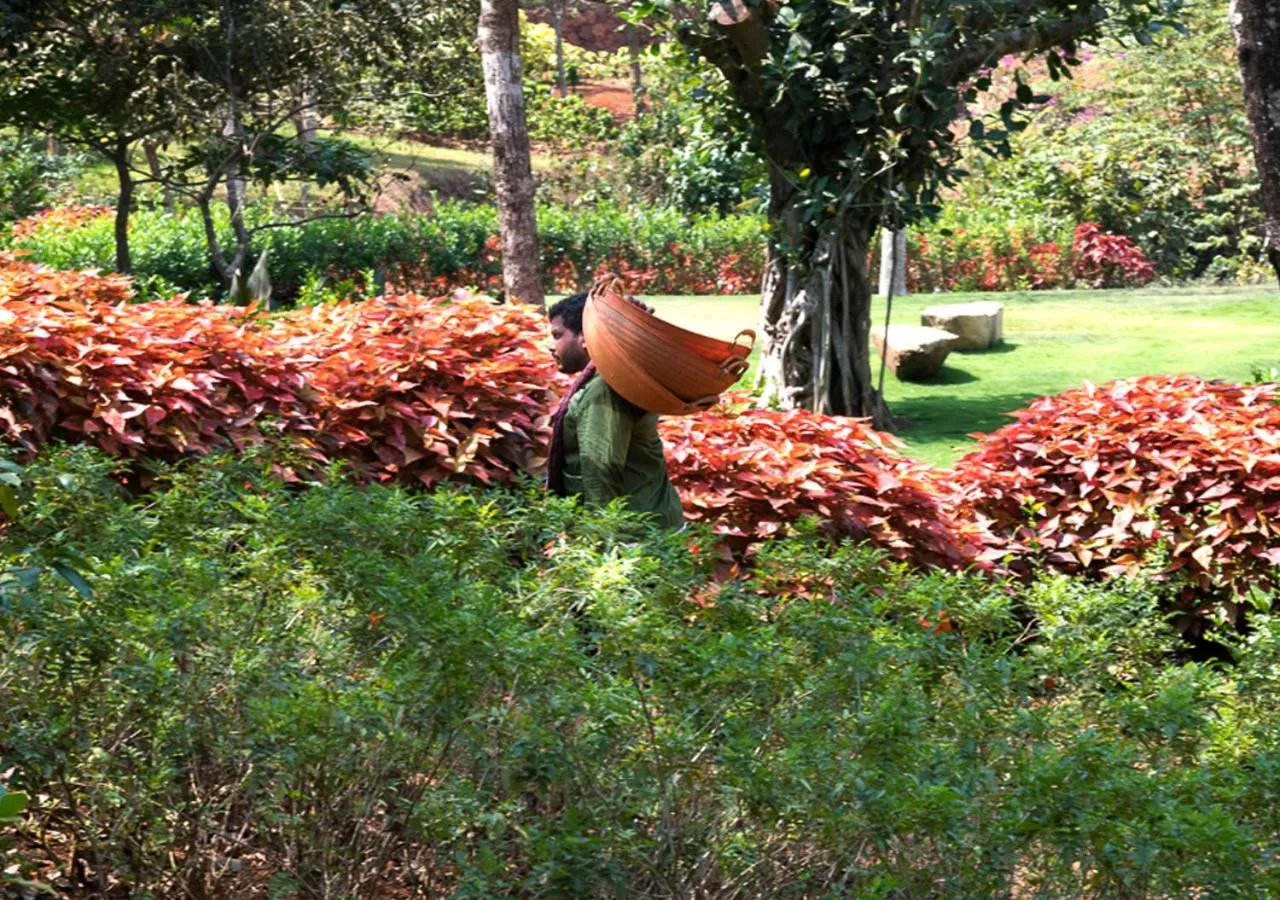Garden in Kahani Paradise