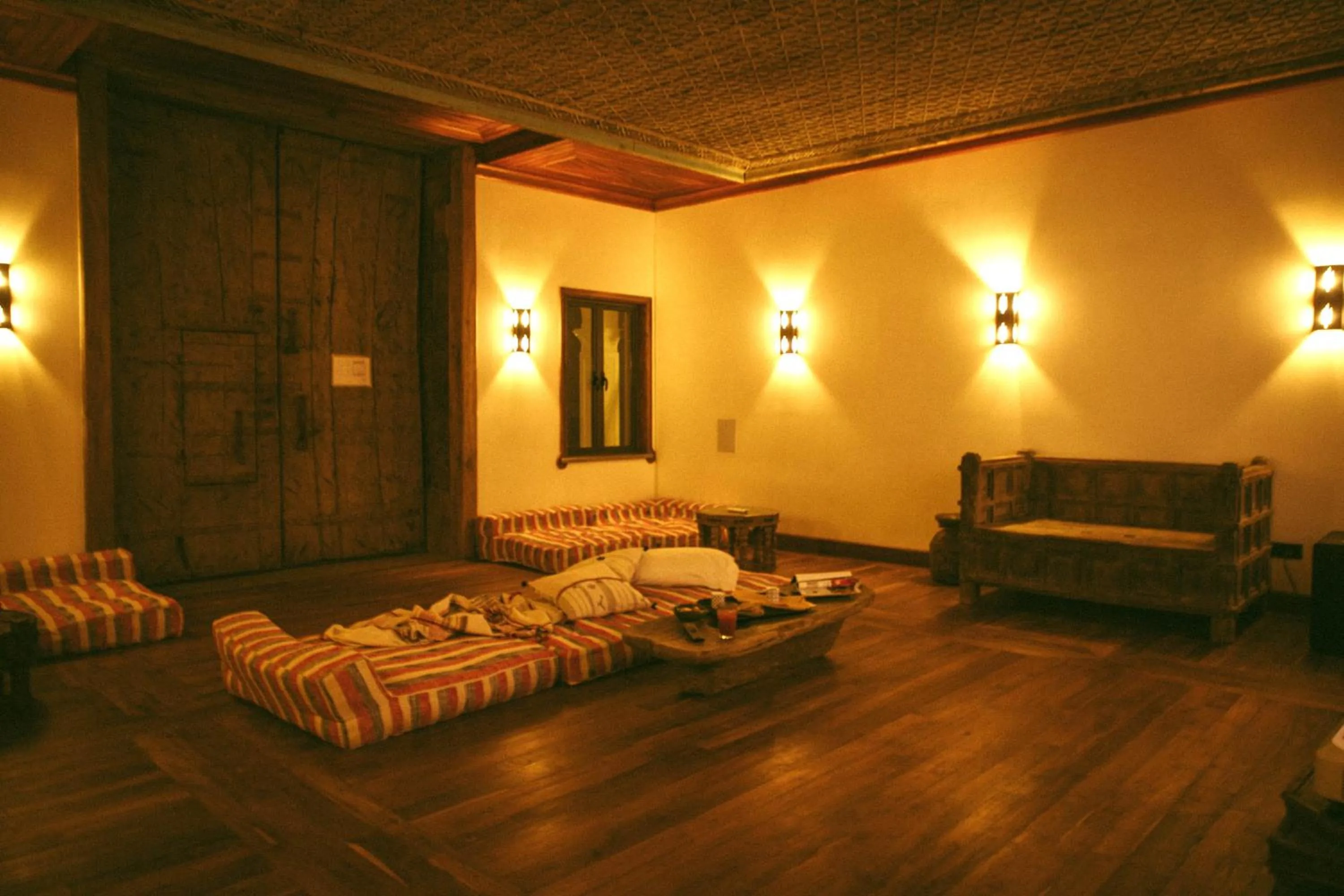 Seating area in Kahani Paradise