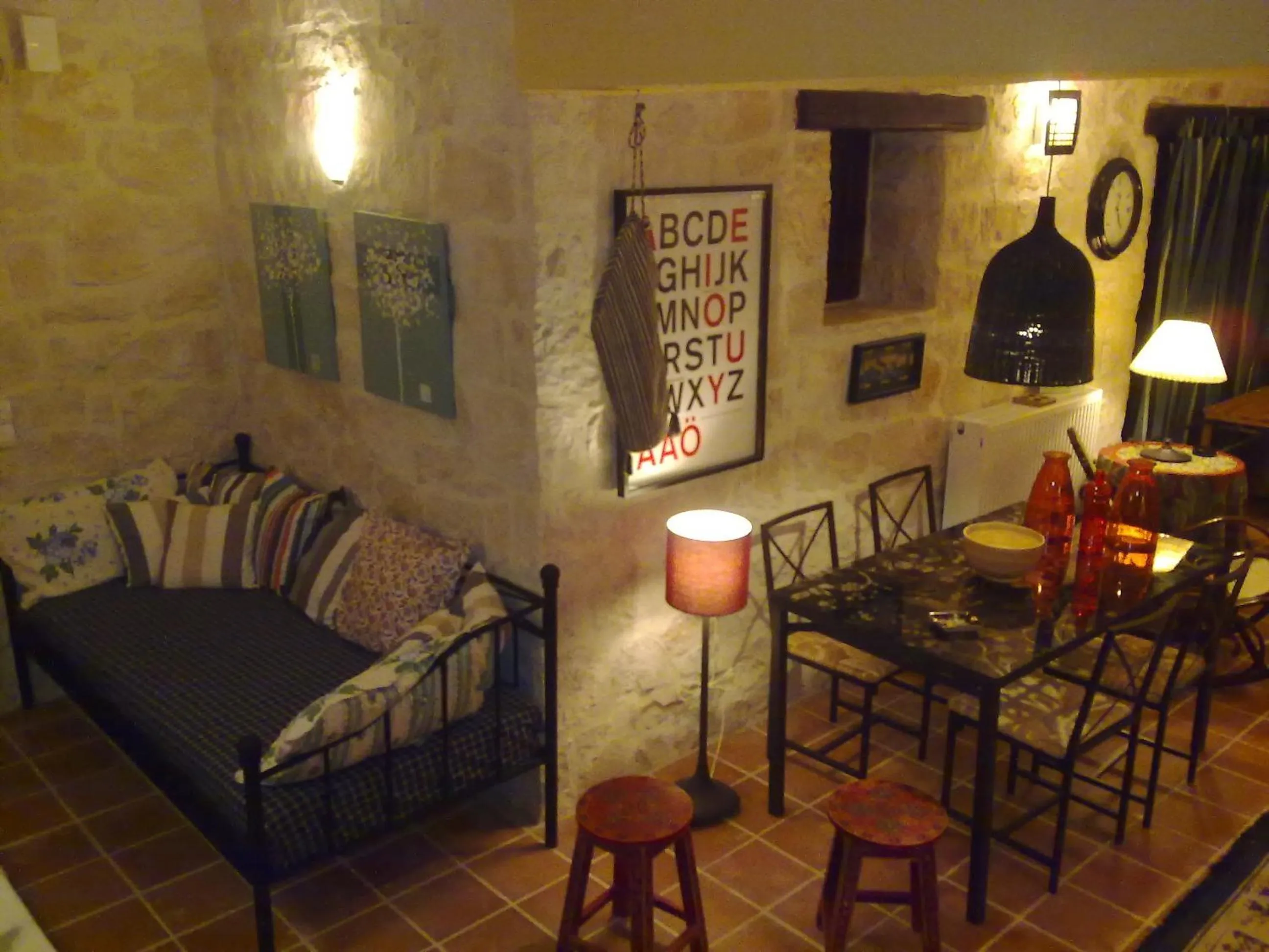 Dining area in Alegria Villas Complex