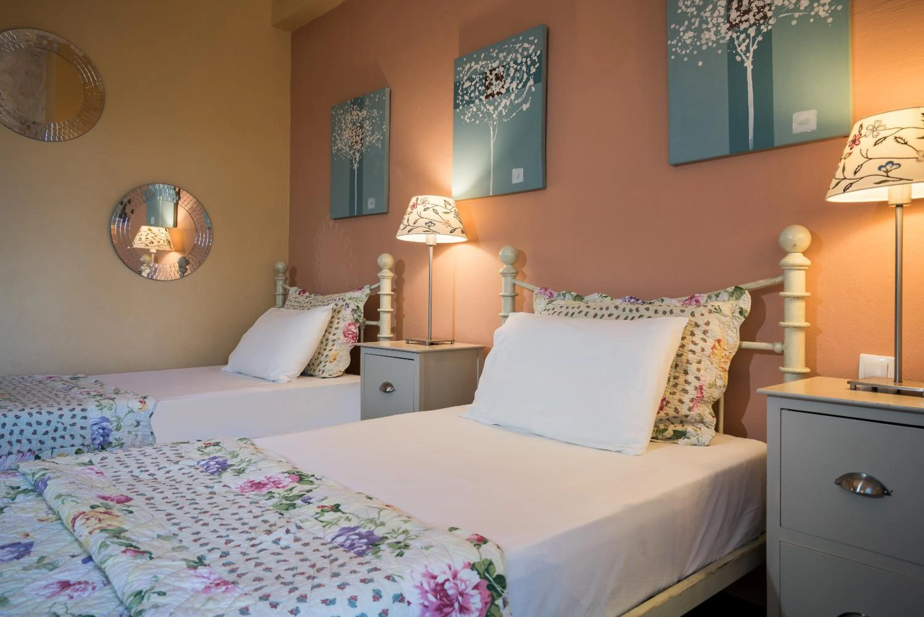 Bed in Alegria Villas Complex