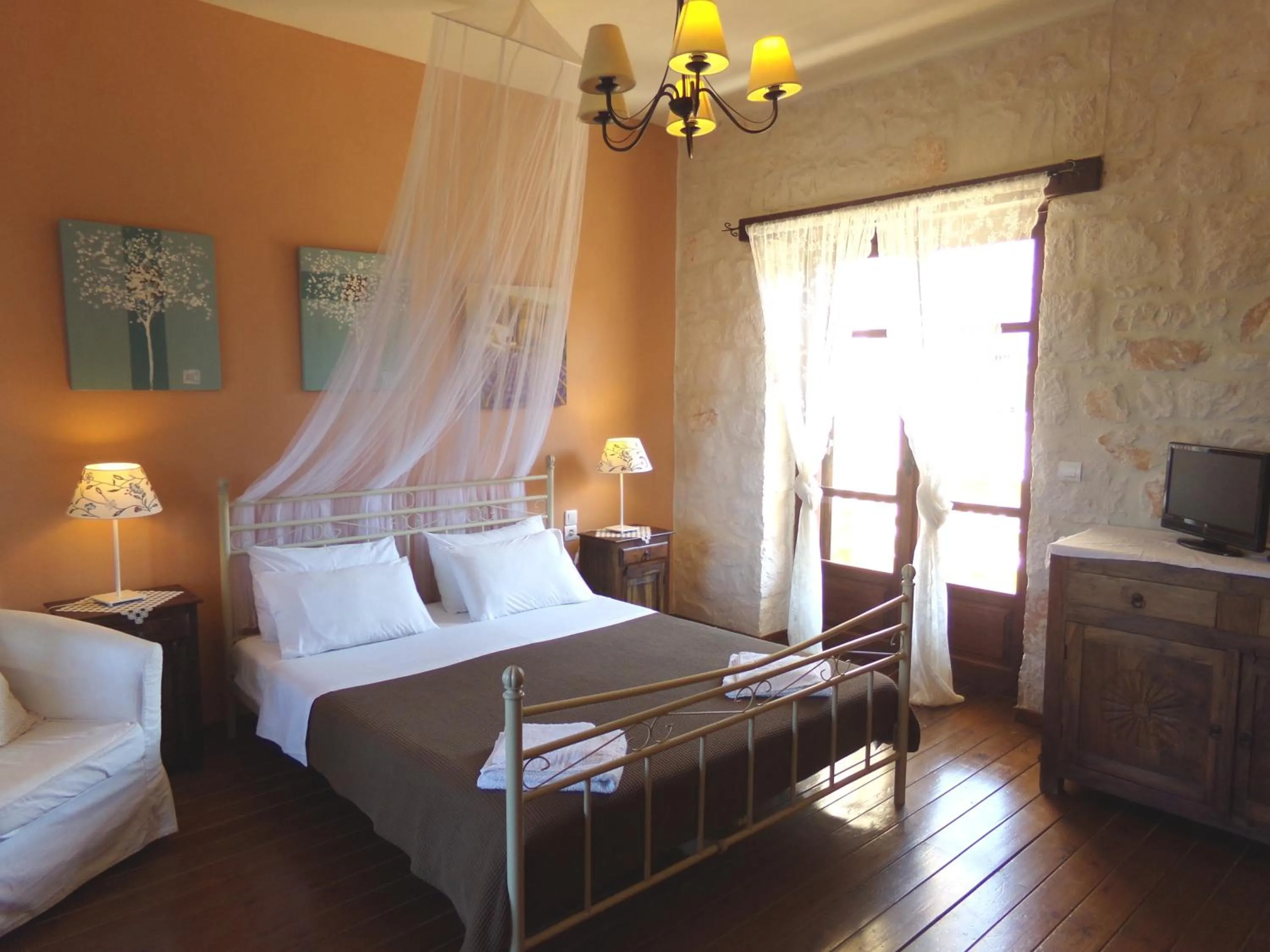 Day, Bed in Alegria Villas Complex