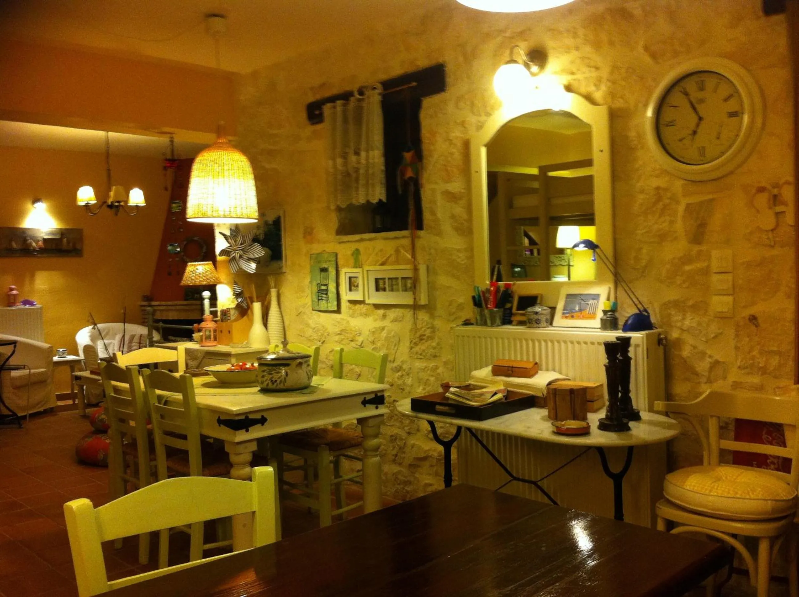 Photo of the whole room in Alegria Villas Complex