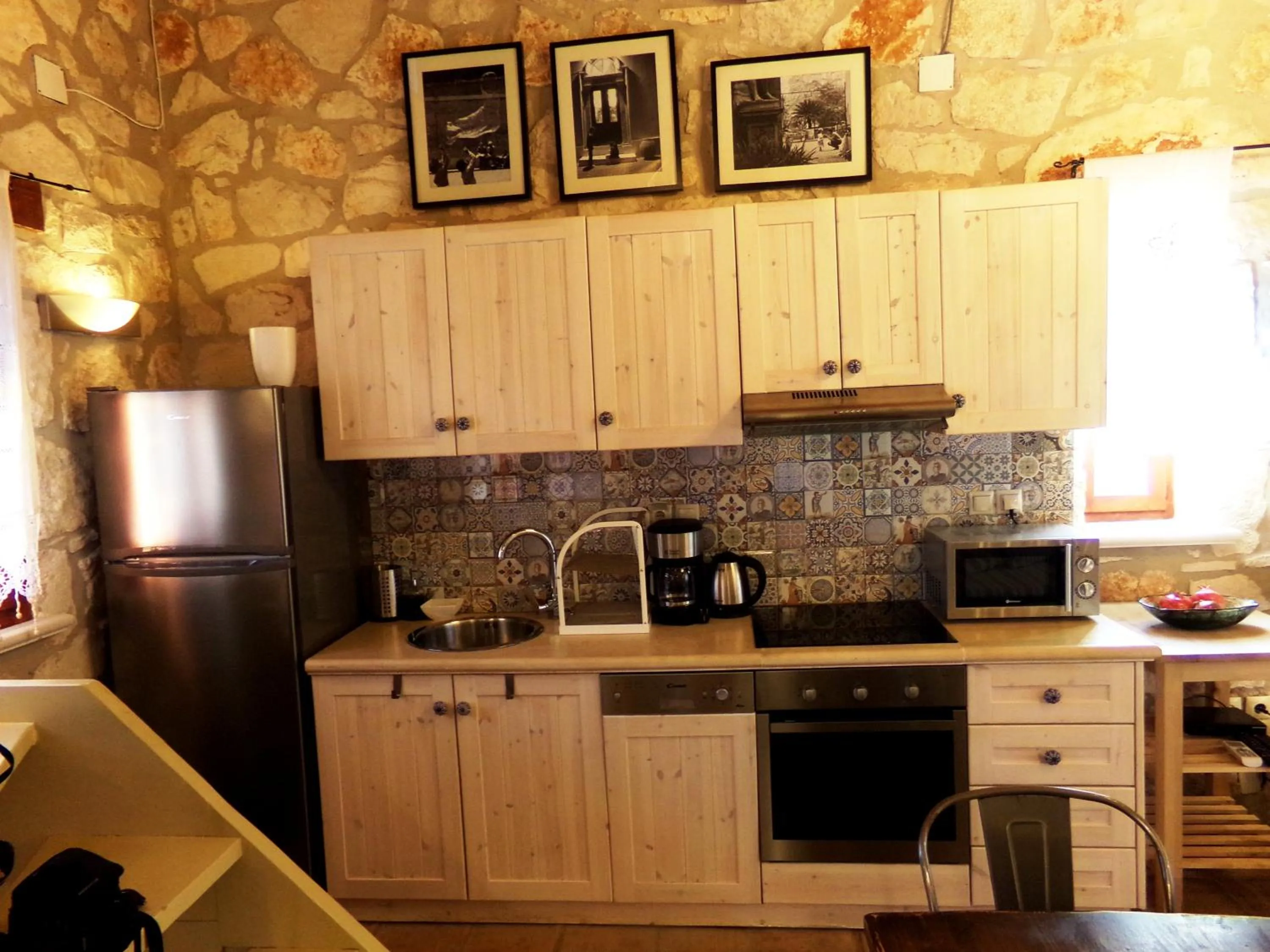 Kitchen or kitchenette in Alegria Villas Complex