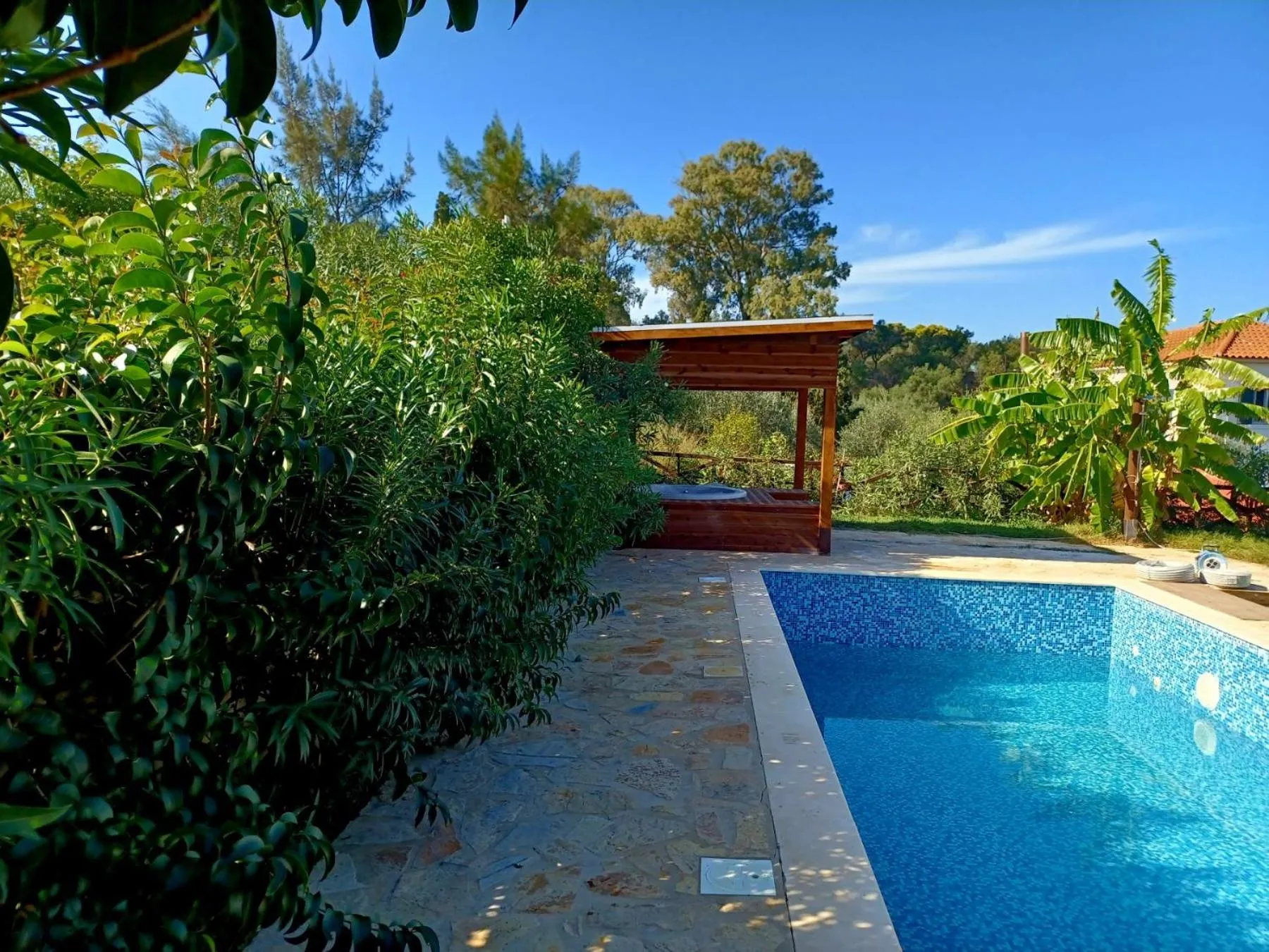Swimming pool in Alegria Villas Complex