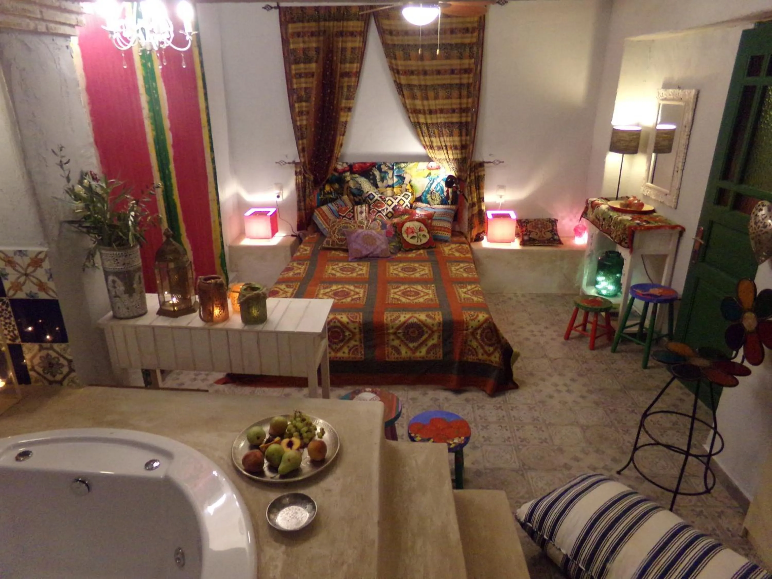 Hot Tub, Bed in Alegria Villas Complex