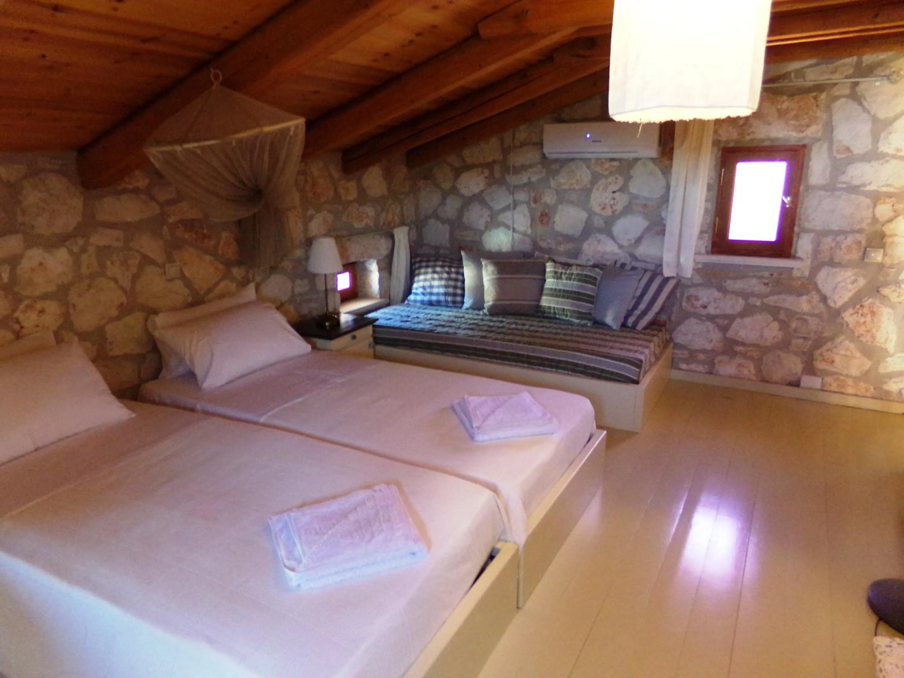 Bedroom, Bed in Alegria Villas Complex
