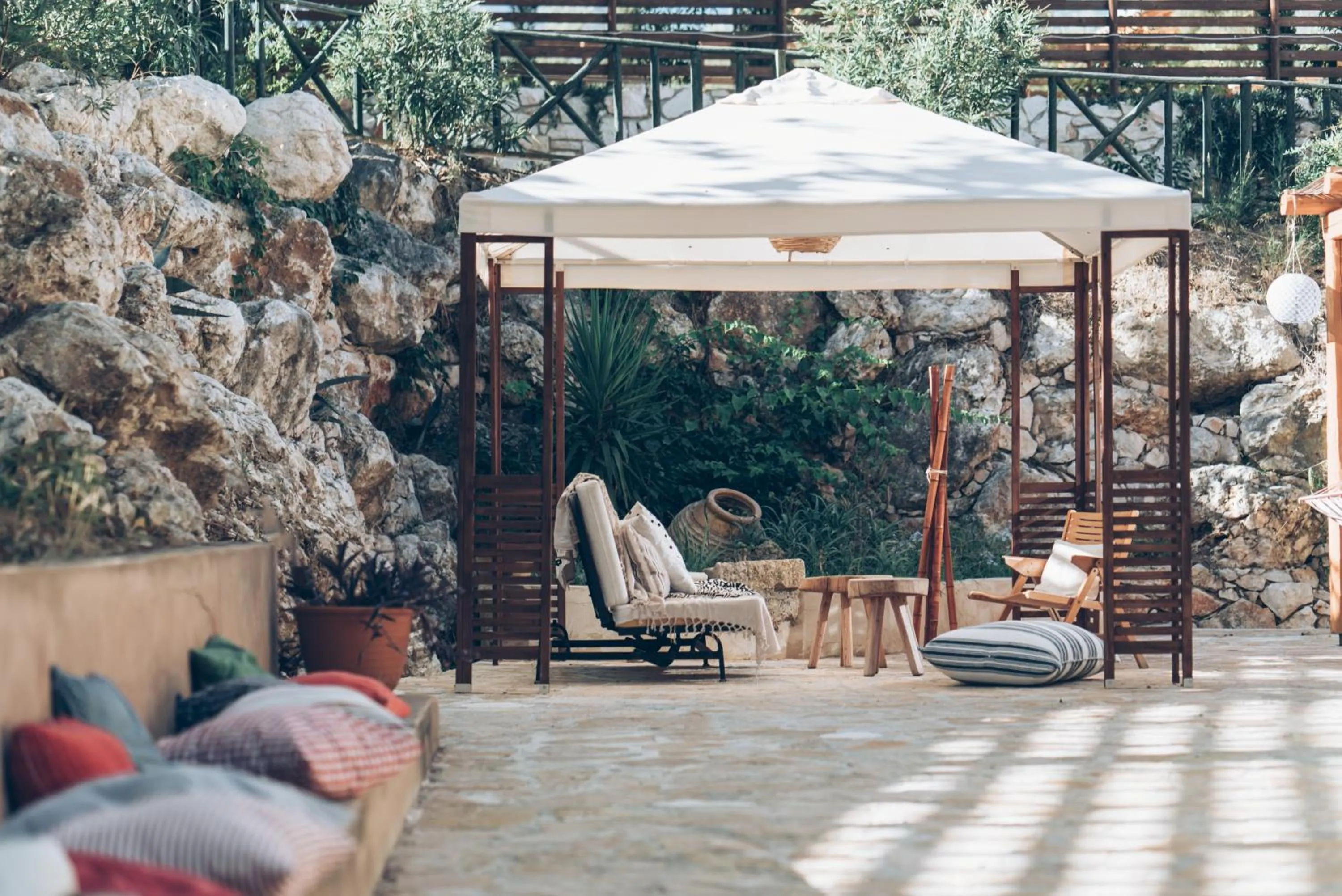 Decorative detail in Alegria Villas Complex