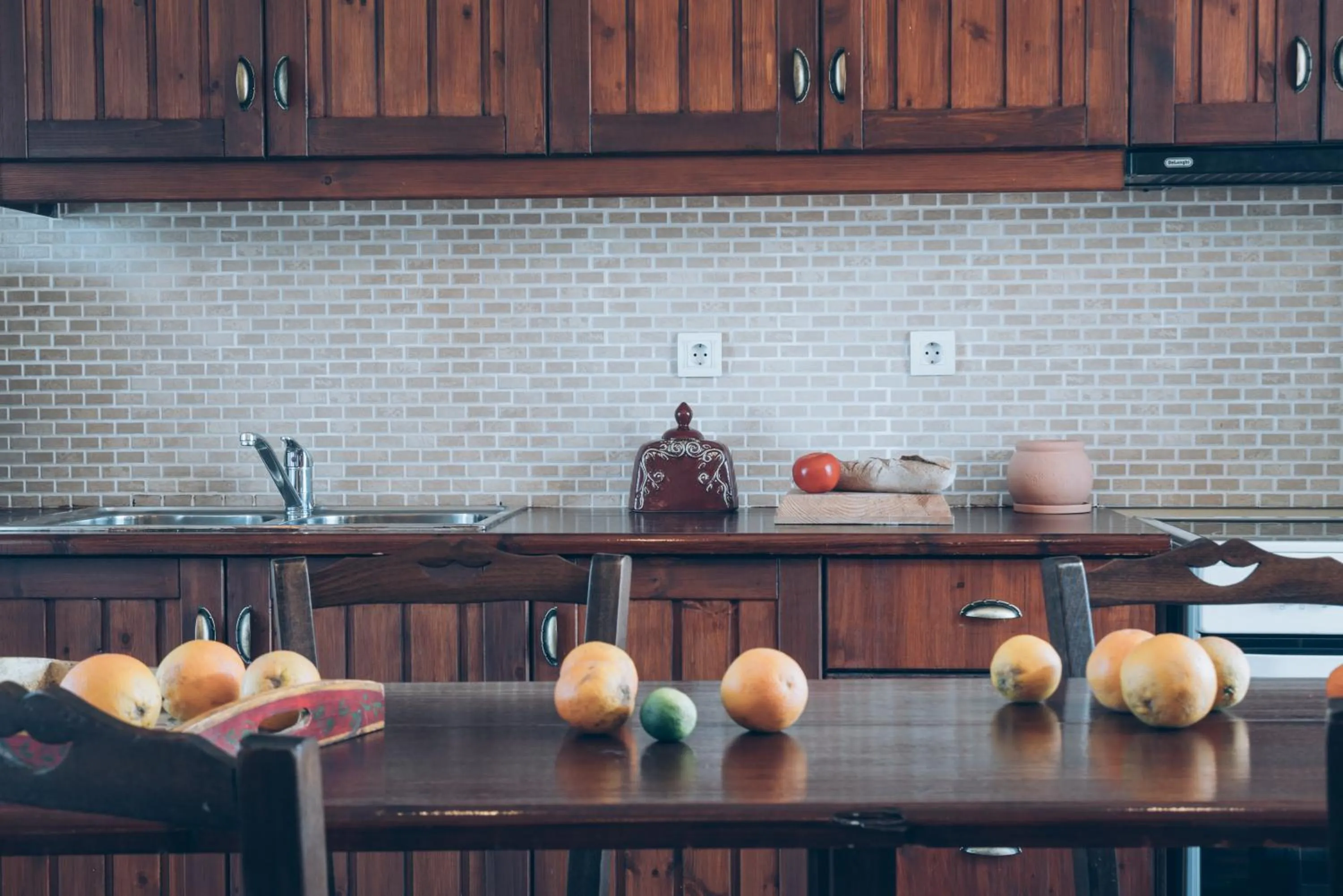 Kitchen or kitchenette in Alegria Villas Complex