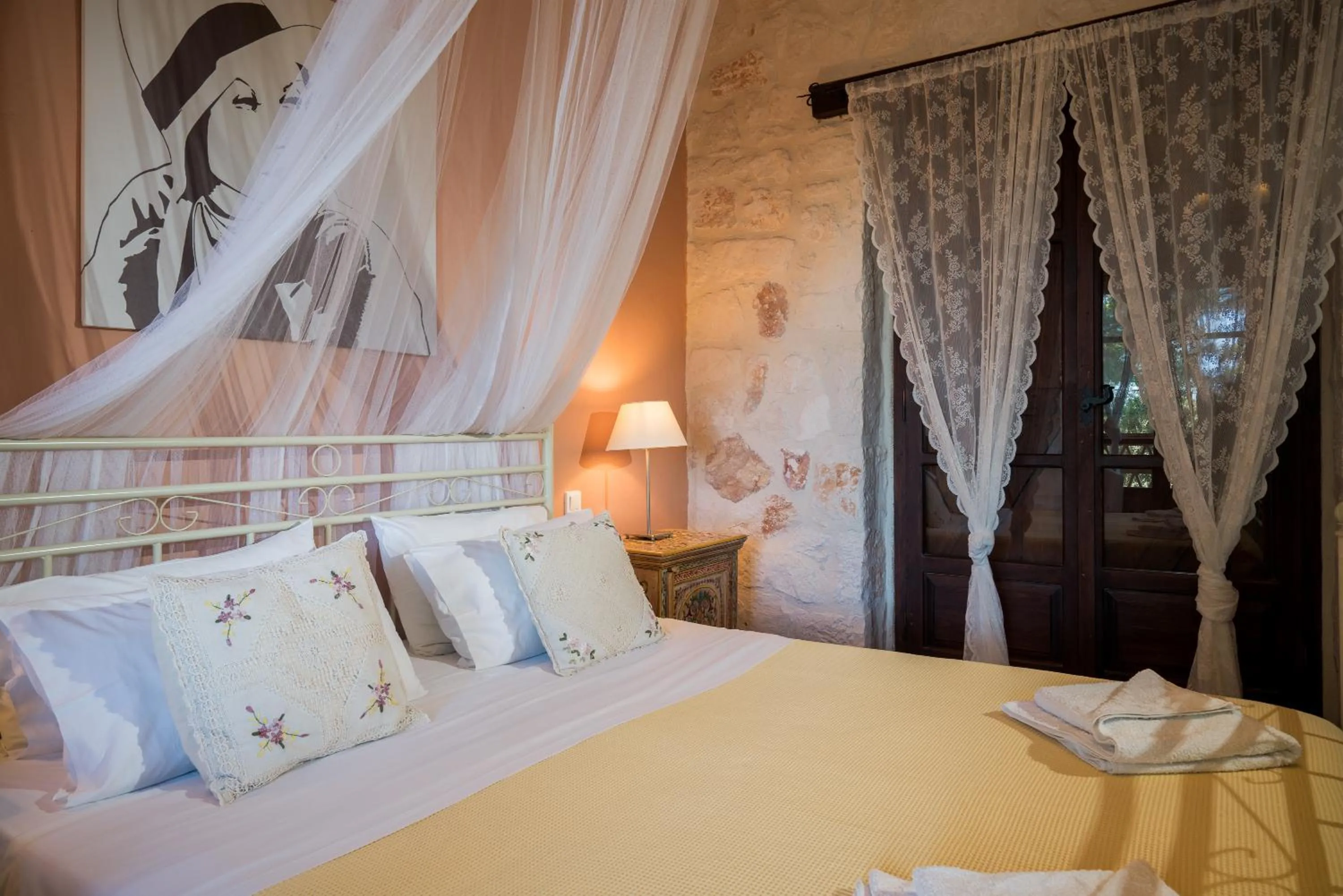 Bed in Alegria Villas Complex